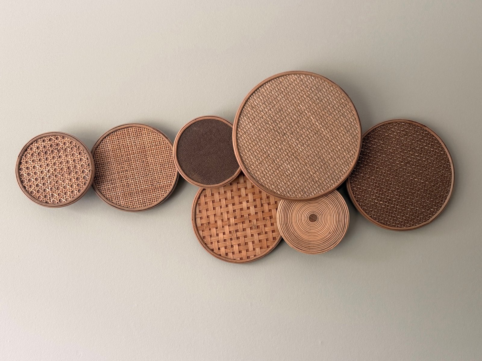 By Boo wandornament rotan - Bruin/Naturel, Ophalen, Landelijk, Nieuw, Decoratieobject