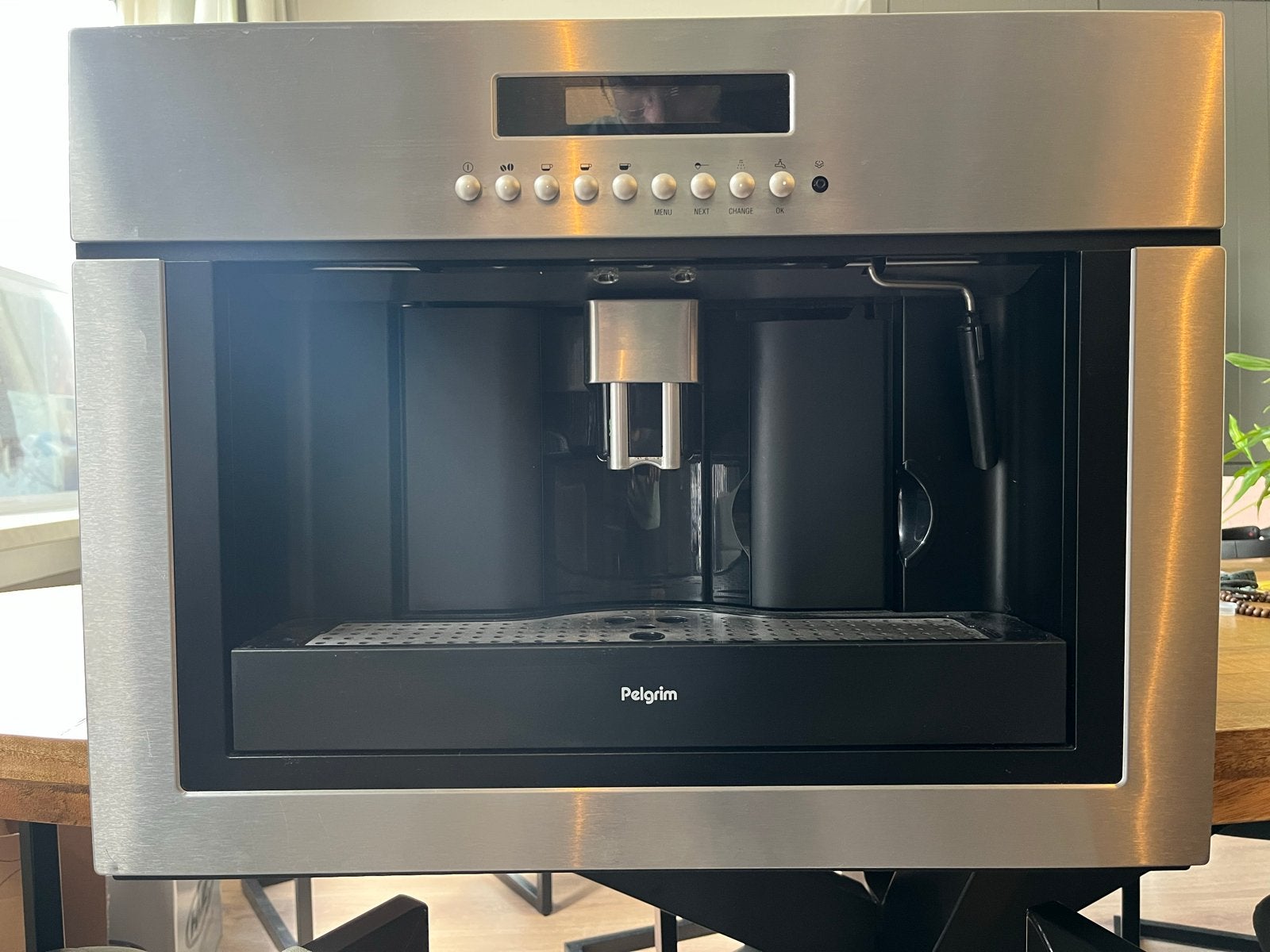 Pelgrim Inbouw Koffiemachine - moet nagekeken worden, Ophalen, Gebruikt, 10 kopjes of meer, Koffiemachine