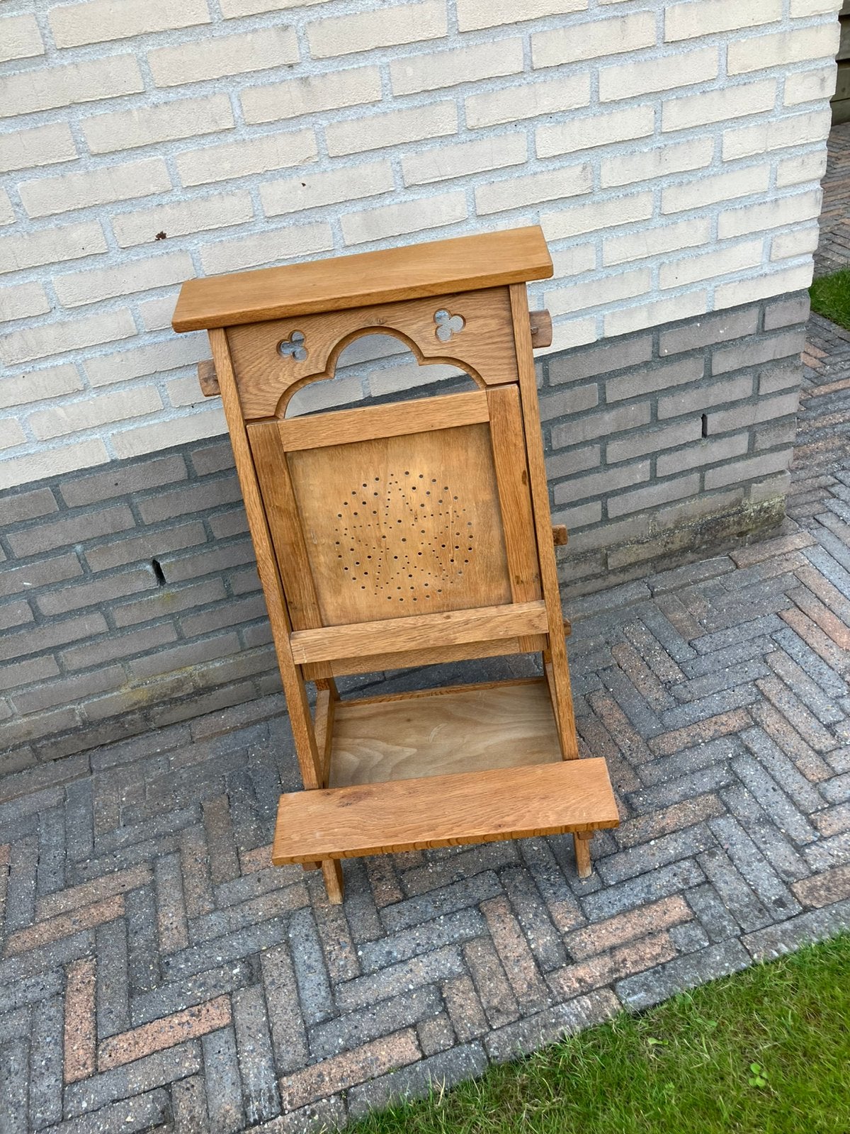 Mooie antieke bidstoel, Ophalen