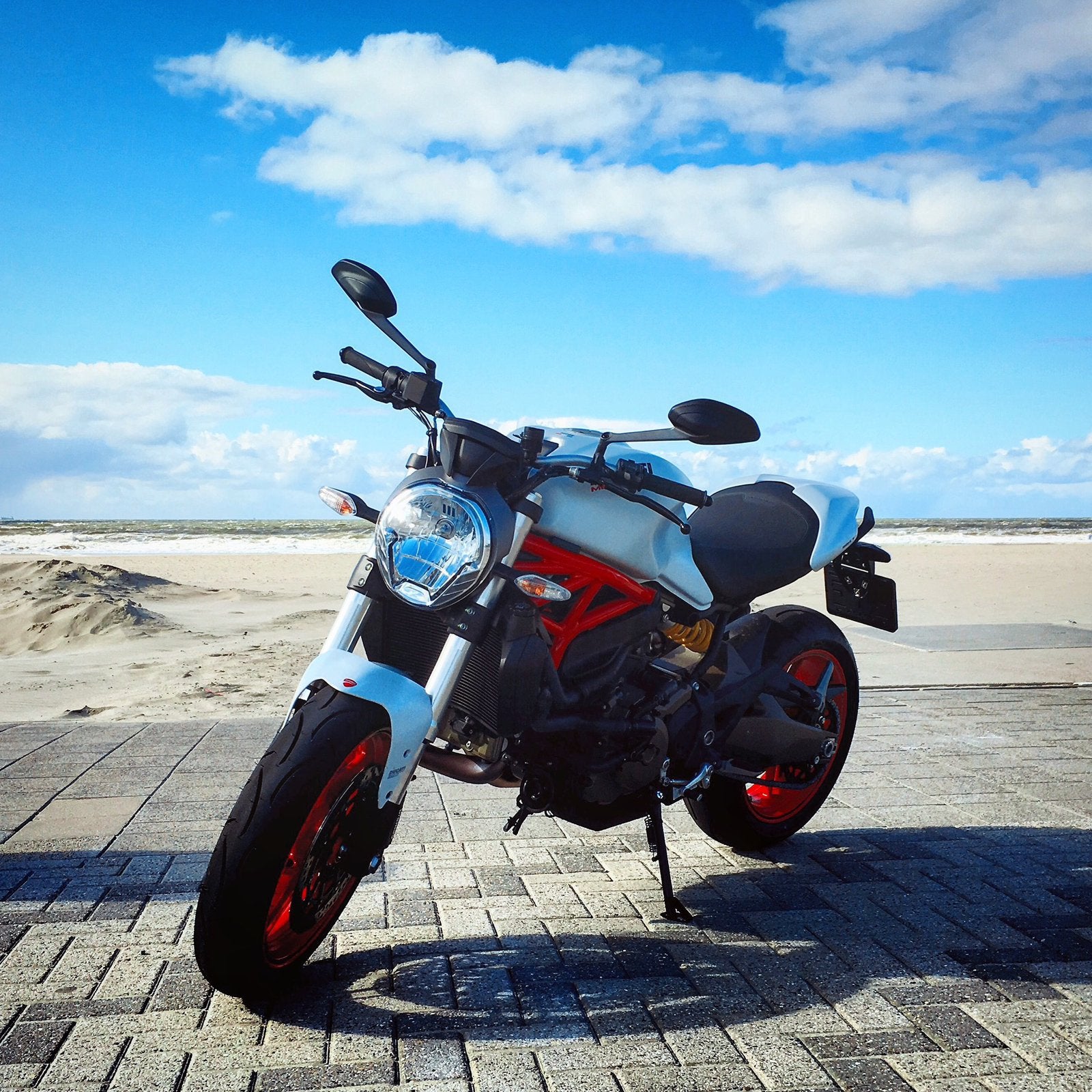 Ducati Monster 821 (2016) – slechts 12.734 km!, 2 cilinders, Motorrijbewijs A, Gebruikt, Particulier