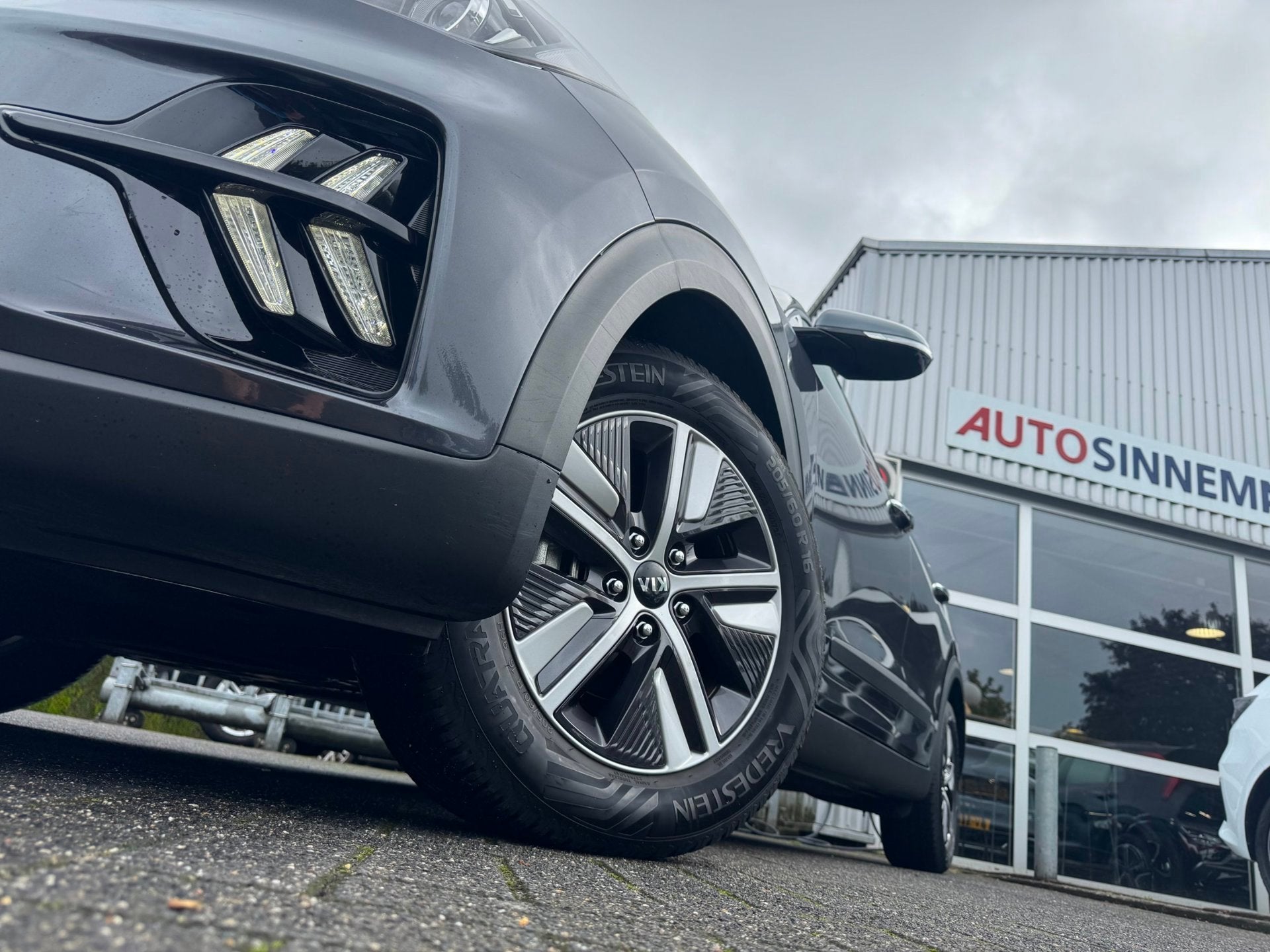 Foto 6 van Kia Niro 1.6 GDi Hybrid DynamicLine | All Season | Volledig