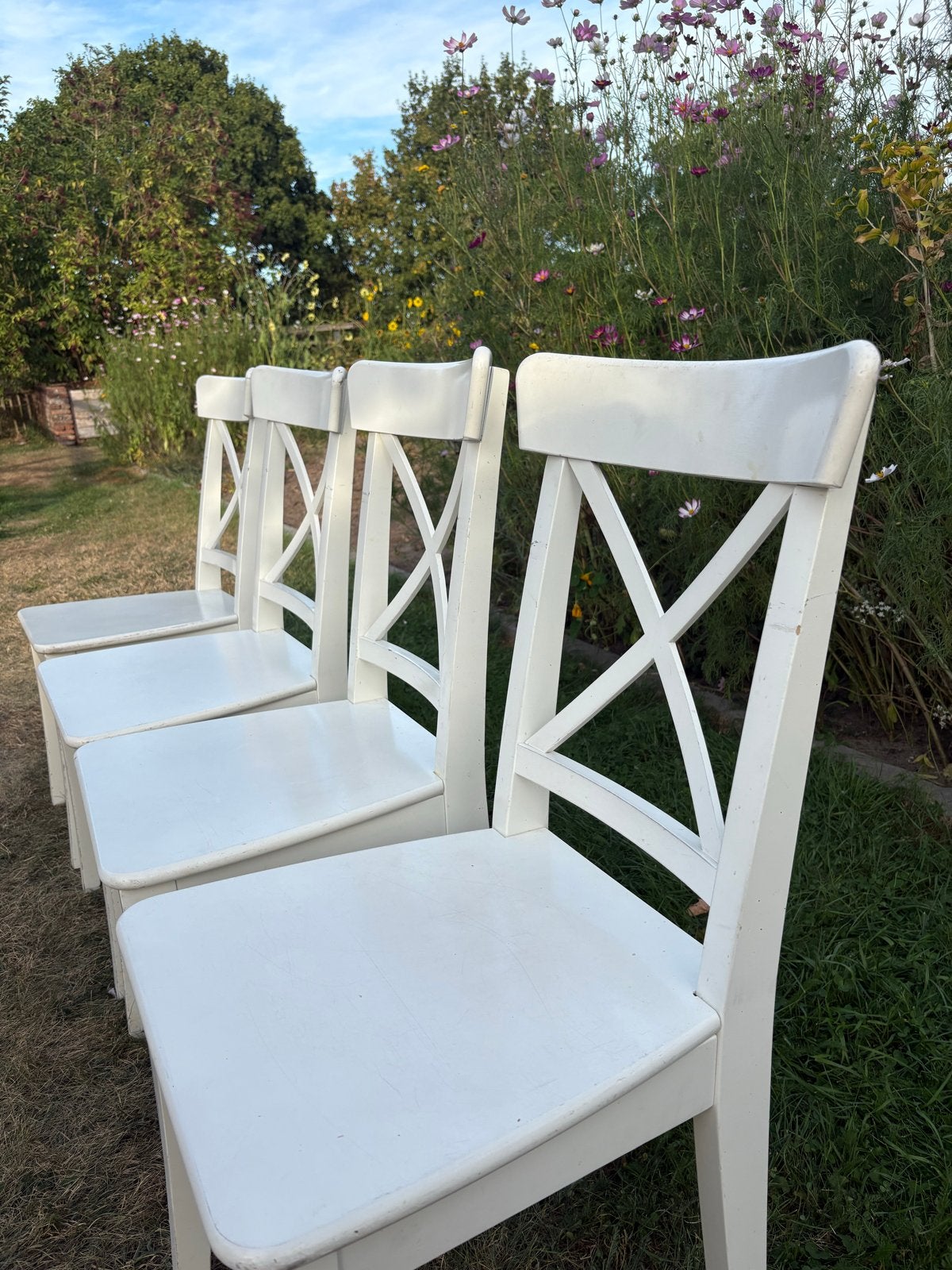 4 witte massief houten Ikea Ingolf stoelen (opknapper), Huis en Inrichting, Stoelen, Ophalen, Gebruikt, Wit, Vier