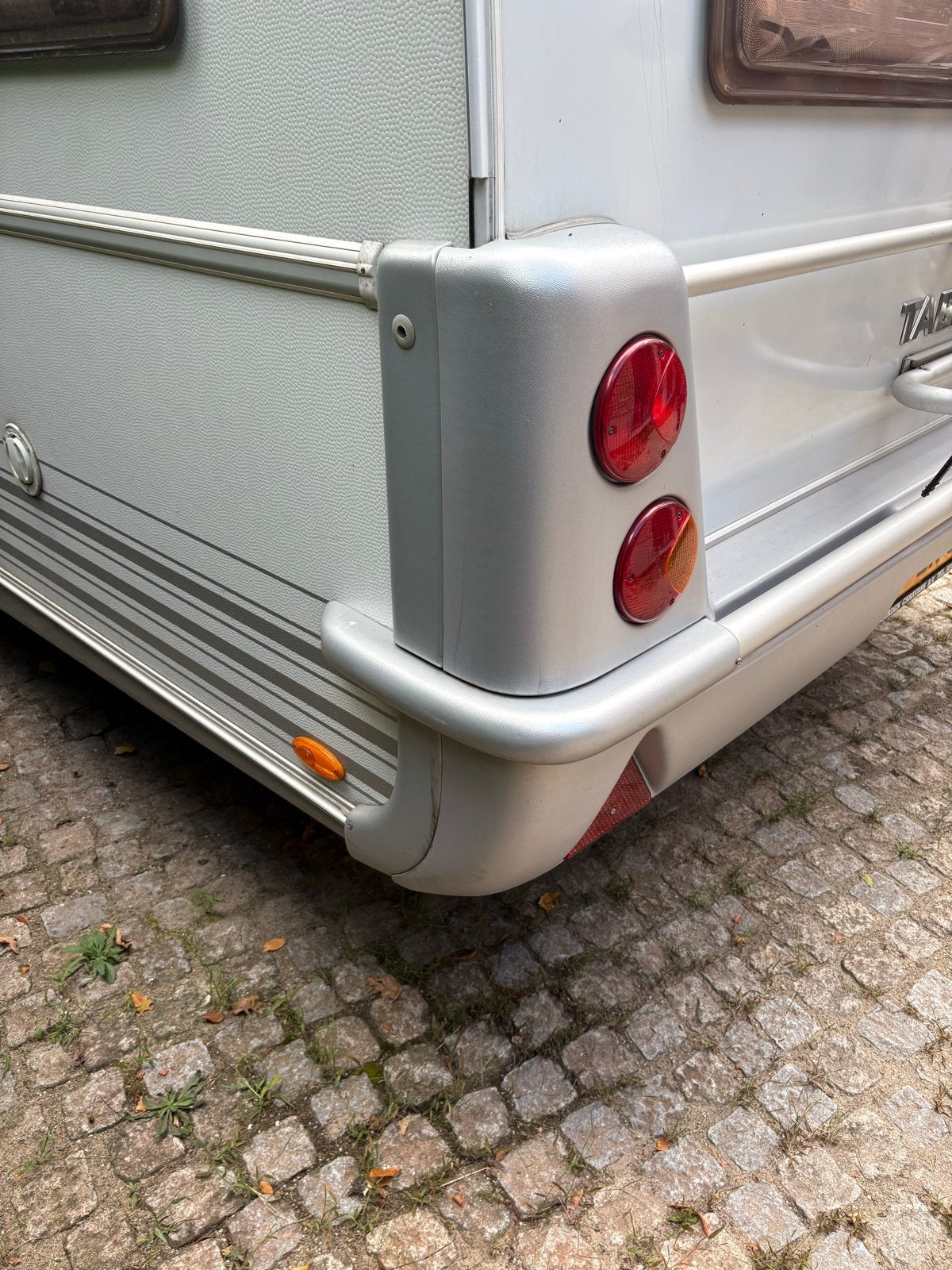 Tabbert Vivaldi Caravan - Ruim en Comfortabel, Vast bed, Rondzit, Tabbert, Particulier