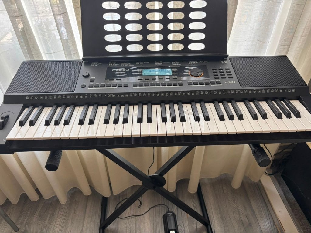 Medeli m361 keyboard, Muziek en Instrumenten, Keyboards, Ophalen, 61 toetsen, Zo goed als nieuw, Met standaard