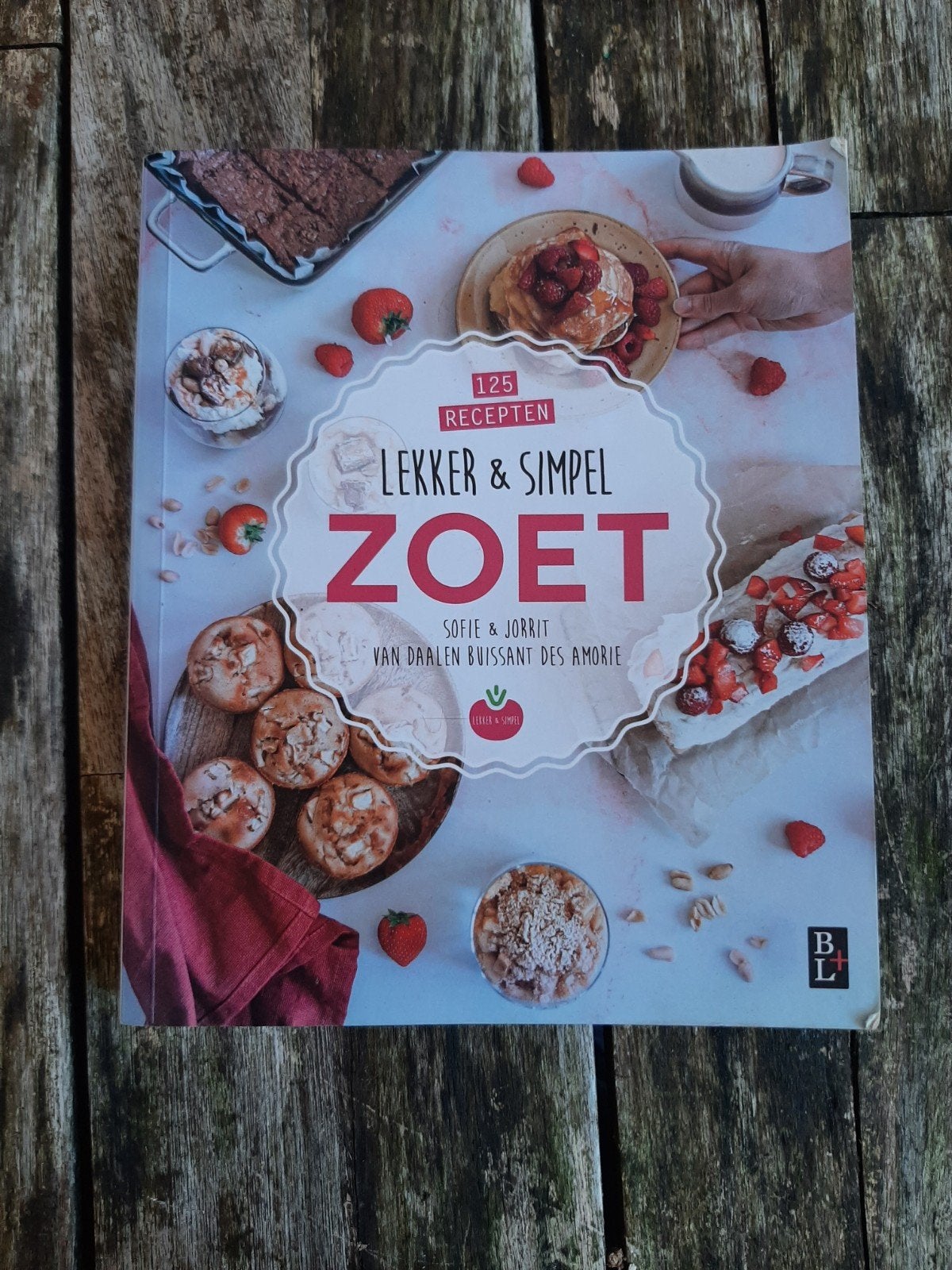 Lekker en simpel zoet kookboek bakboek bakken boek, Boeken, Kookboeken, Ophalen of Verzenden, Zo goed als nieuw, Nederland en België