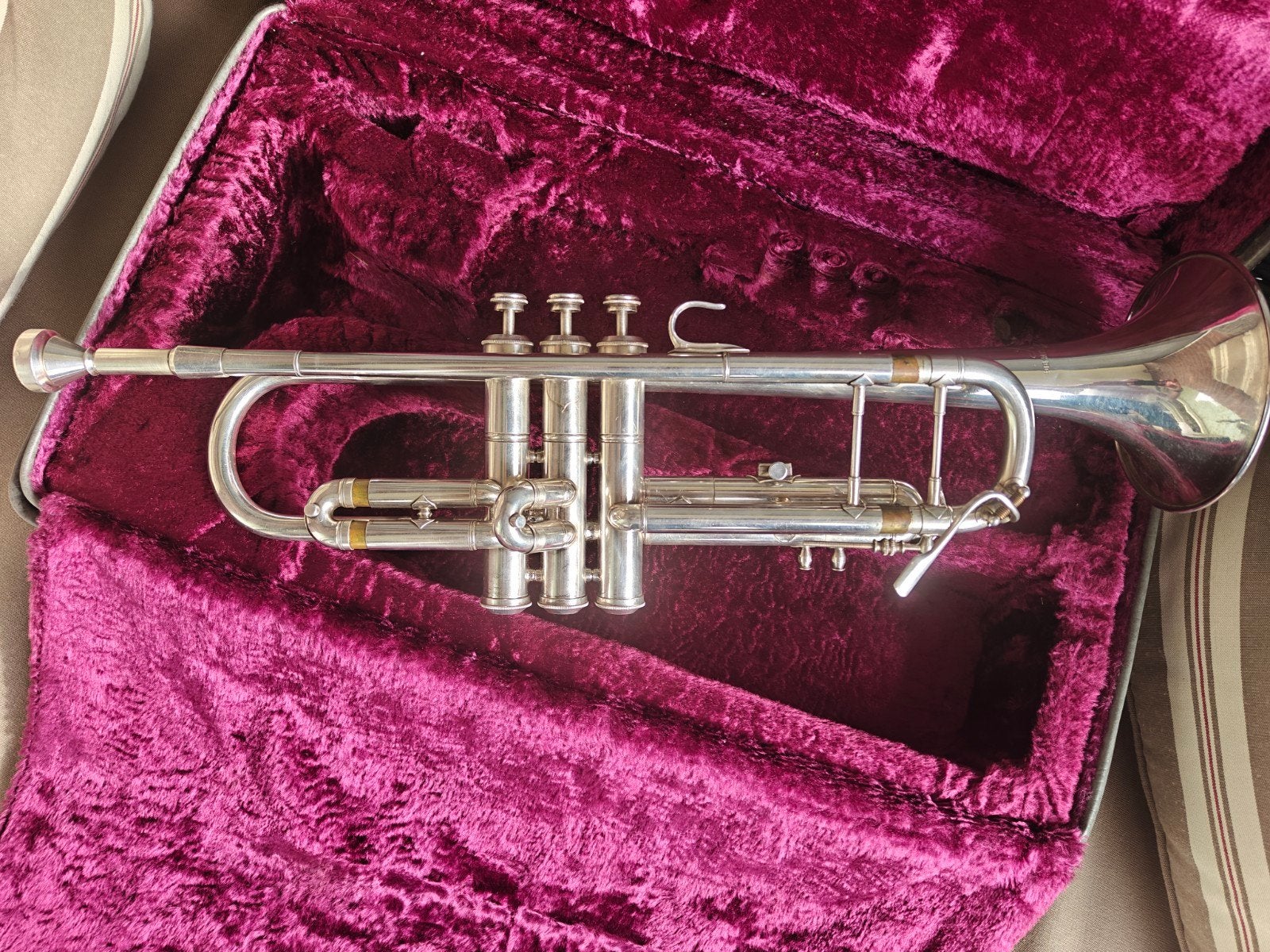 Lark M4013 Trompet met Koffer - Uitstekende Staat, Ophalen