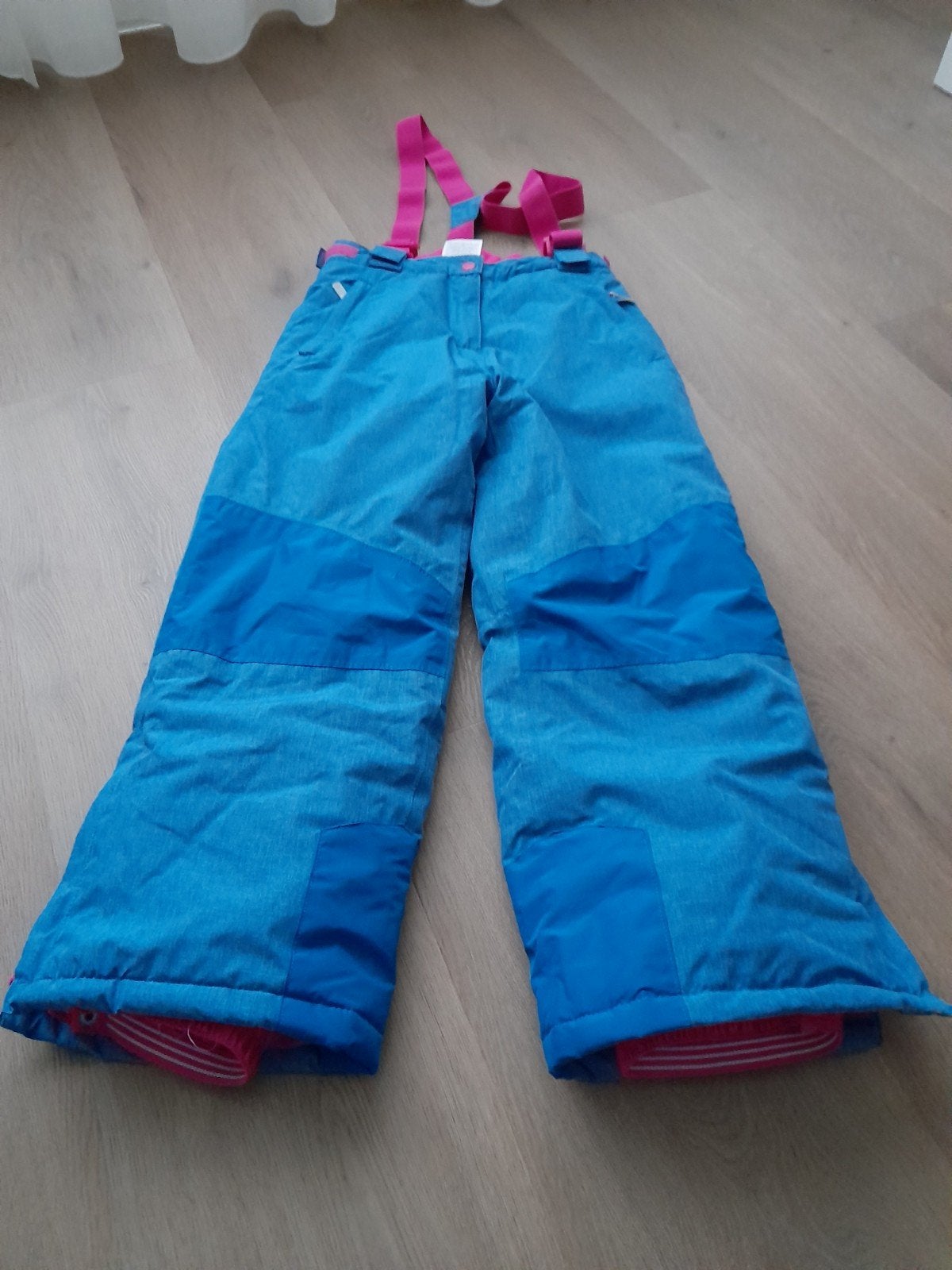 te koop nieuwe meisjes skibroek 134/140, Ophalen of Verzenden, Nieuw, Kleding, Overige merken