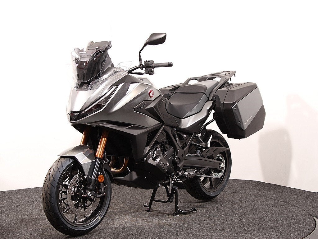 Honda NT 1100 DCT E, Bedrijf, Toermotor