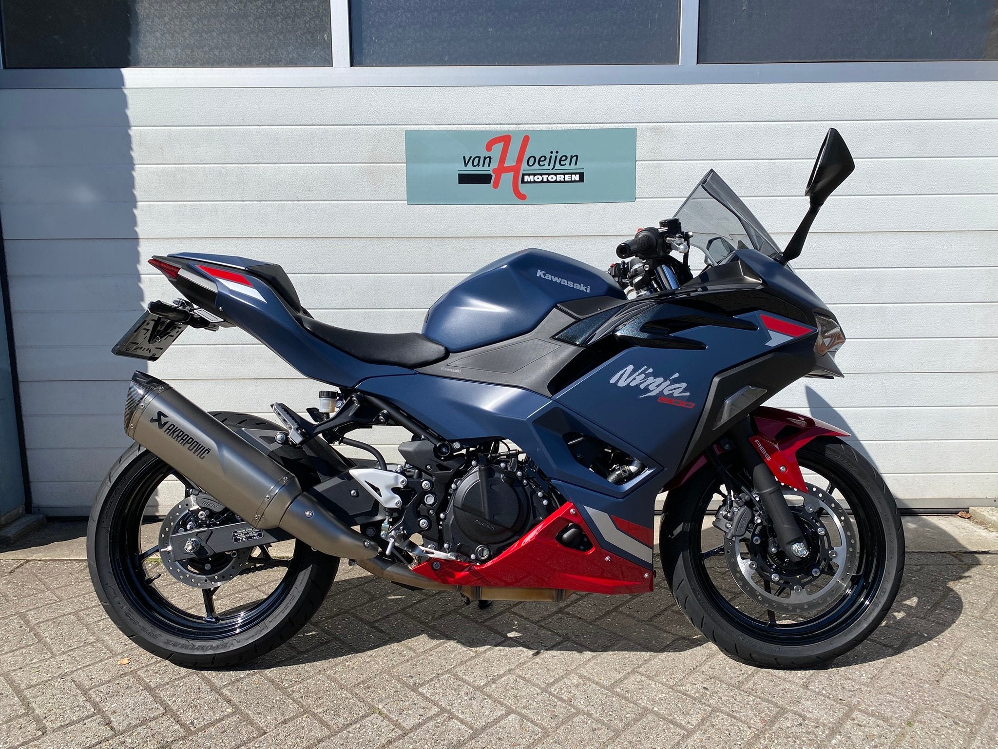 Kawasaki NINJA 500 SE AKRAPOVIC EDITION! (bj 2026), LED Verlichting, Bedrijf, Sport, 451 cc
