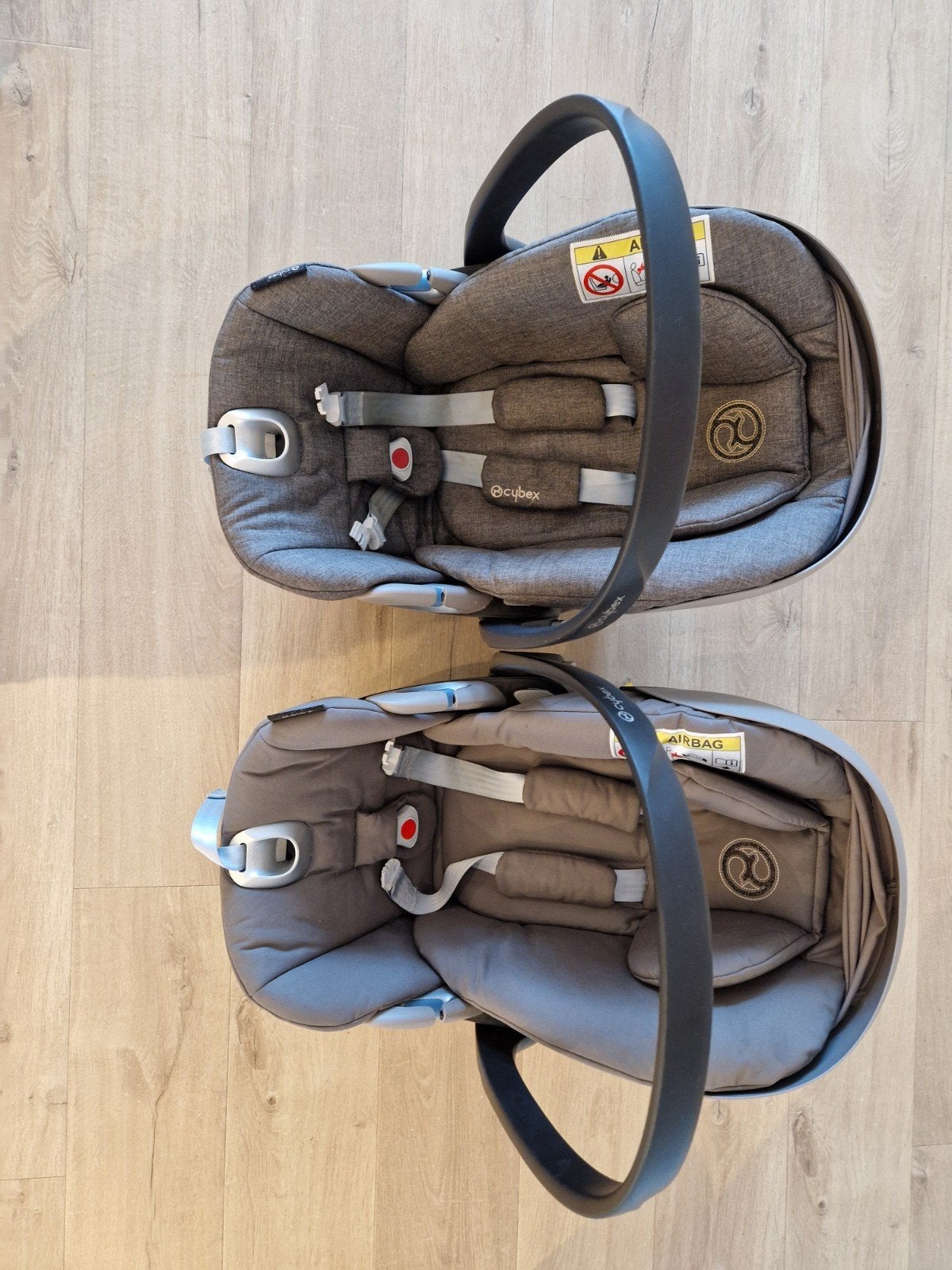 2x Cybex Cloud Z i-Size Plus autostoel +draaibare Cybex base, Zo goed als nieuw, Isofix, 0 t/m 13 kg, Slaapstand