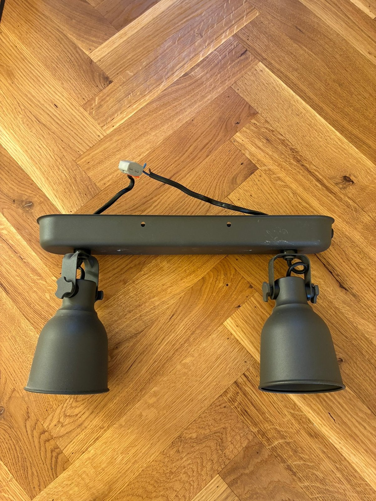 Ikea 2 spots, Huis en Inrichting, Ophalen, Zo goed als nieuw, IKEA