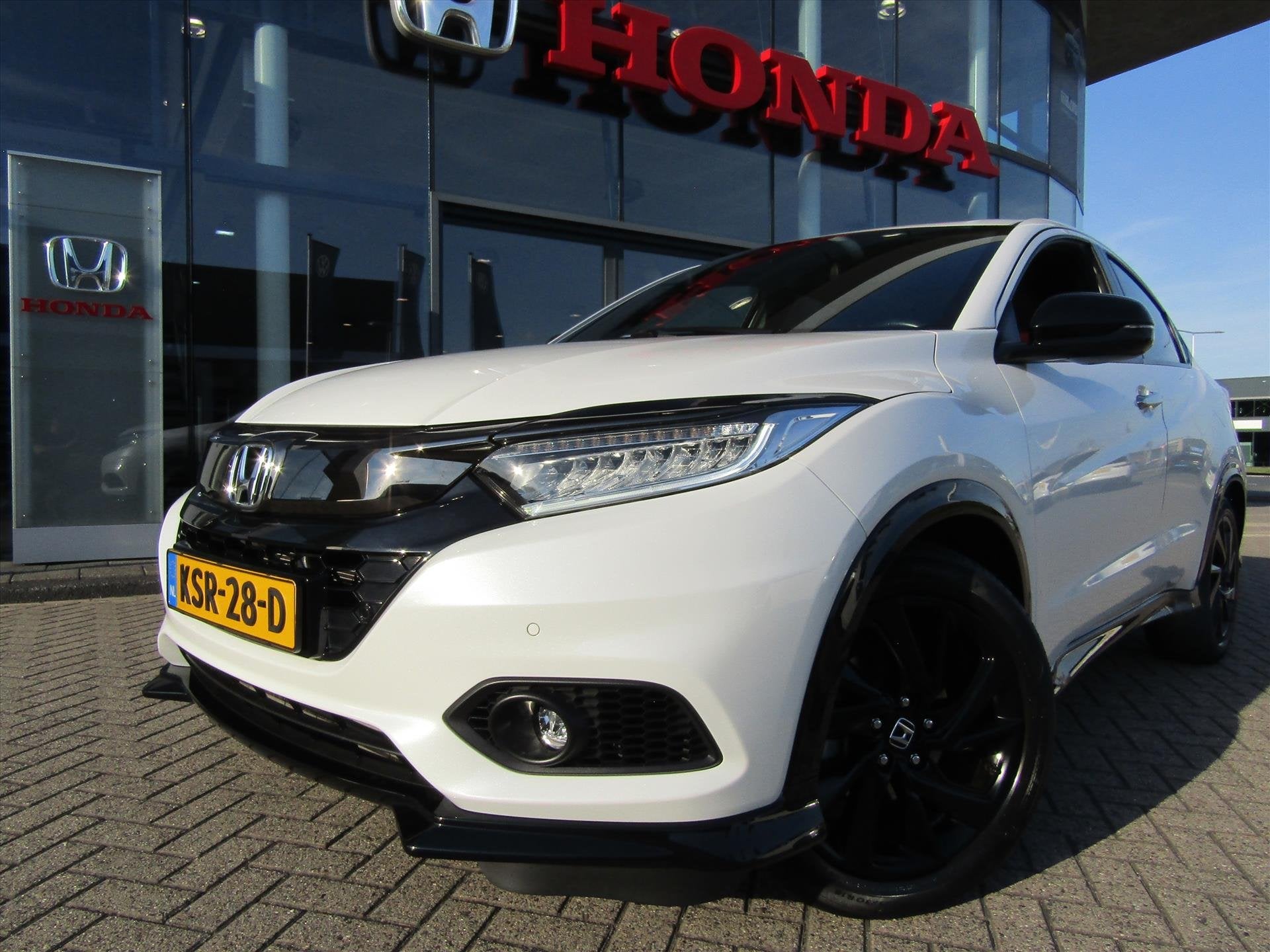 Honda HR-V 1.5 i-VTEC 182pk CVT TURBO Sport, Trekhaak afneem, Auto's, Automaat, Dealer onderhouden, Euro 6, Leder en Stof
