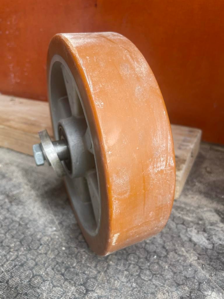 3x PU zwaarlast wiel 200mm, Doe-het-zelf en Verbouw, Ophalen of Verzenden, Gebruikt
