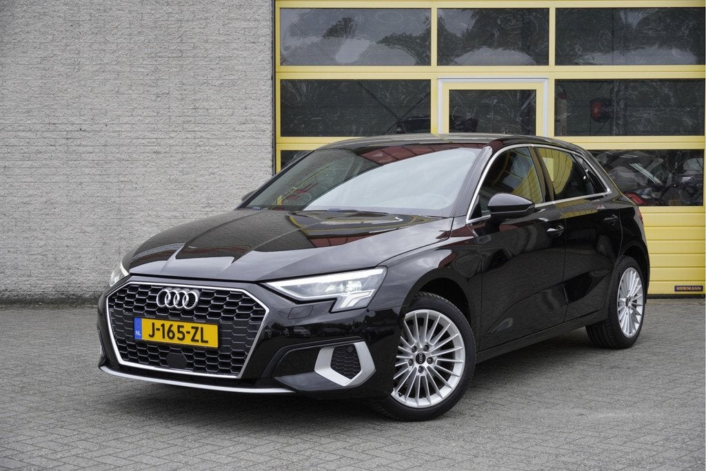 Audi A3 Sportback 30 TFSI 5drs Business edition BJ2020 Lmv 1, Auto's, Audi, Gebruikt, Zwart, Origineel Nederlands, Bedrijf