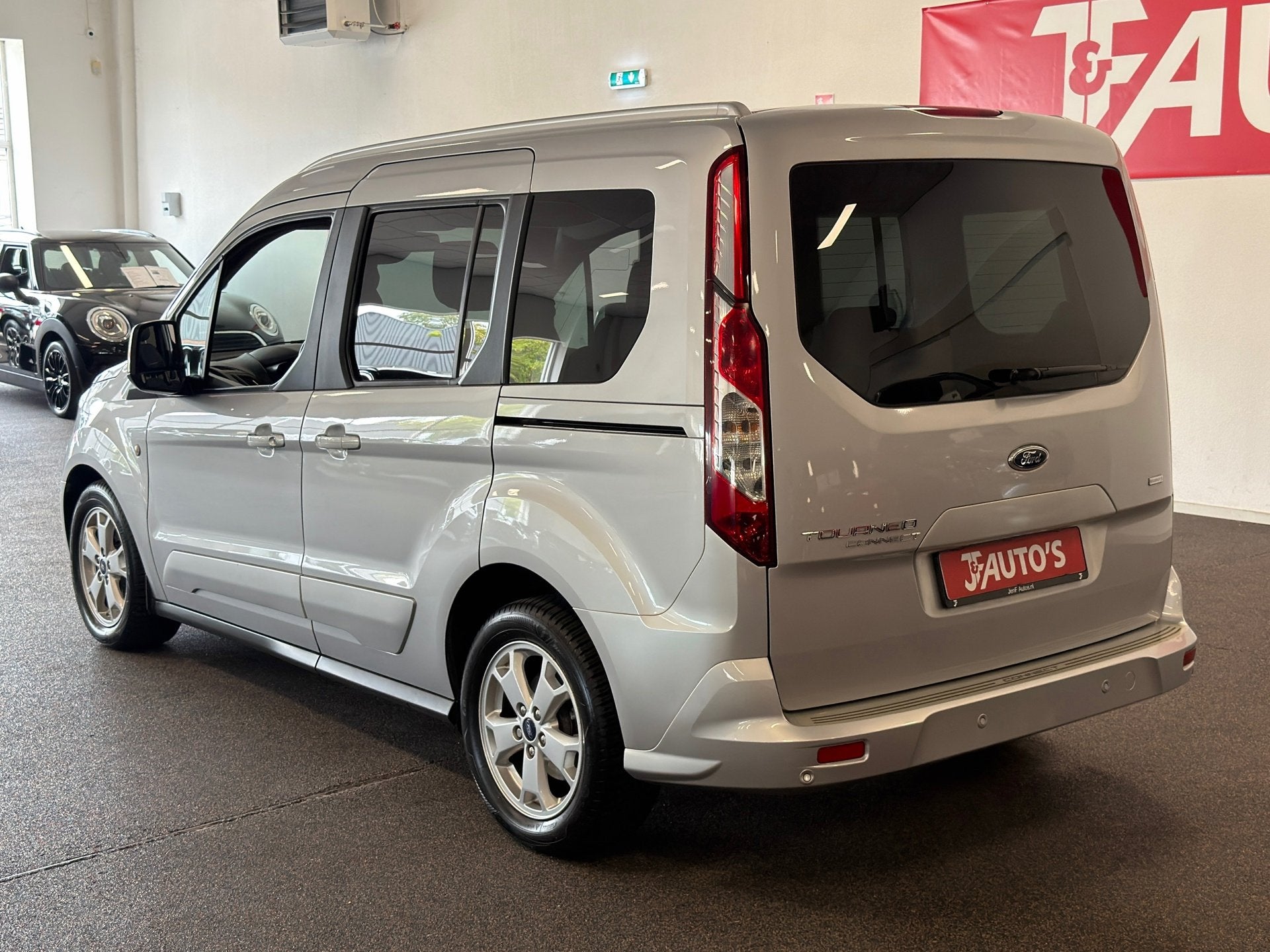 Ford Tourneo Connect Compact 1.0 Titanium|ECC AIRCO|CRUISE|P, Auto's, Voorwielaandrijving, Dealer onderhouden, Stof, Gebruikt