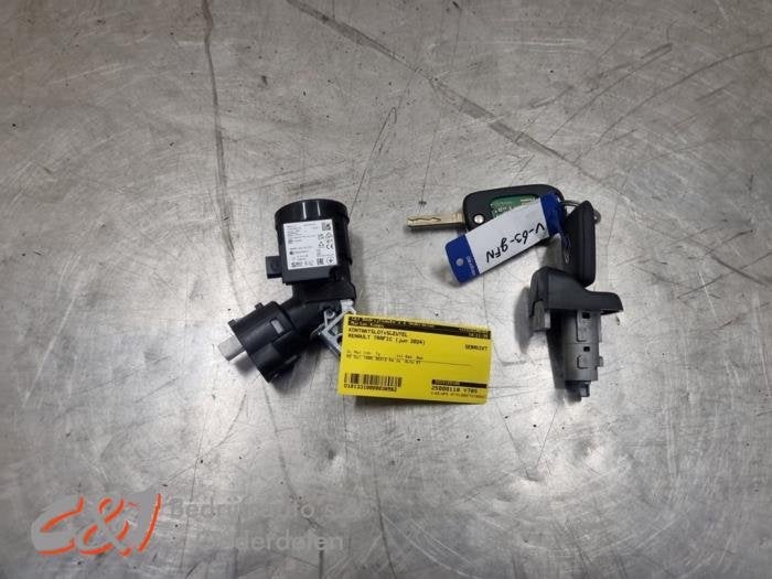 Kontaktslot + Sleutel van een Renault Trafic, Gebruikt, -, Renault, -