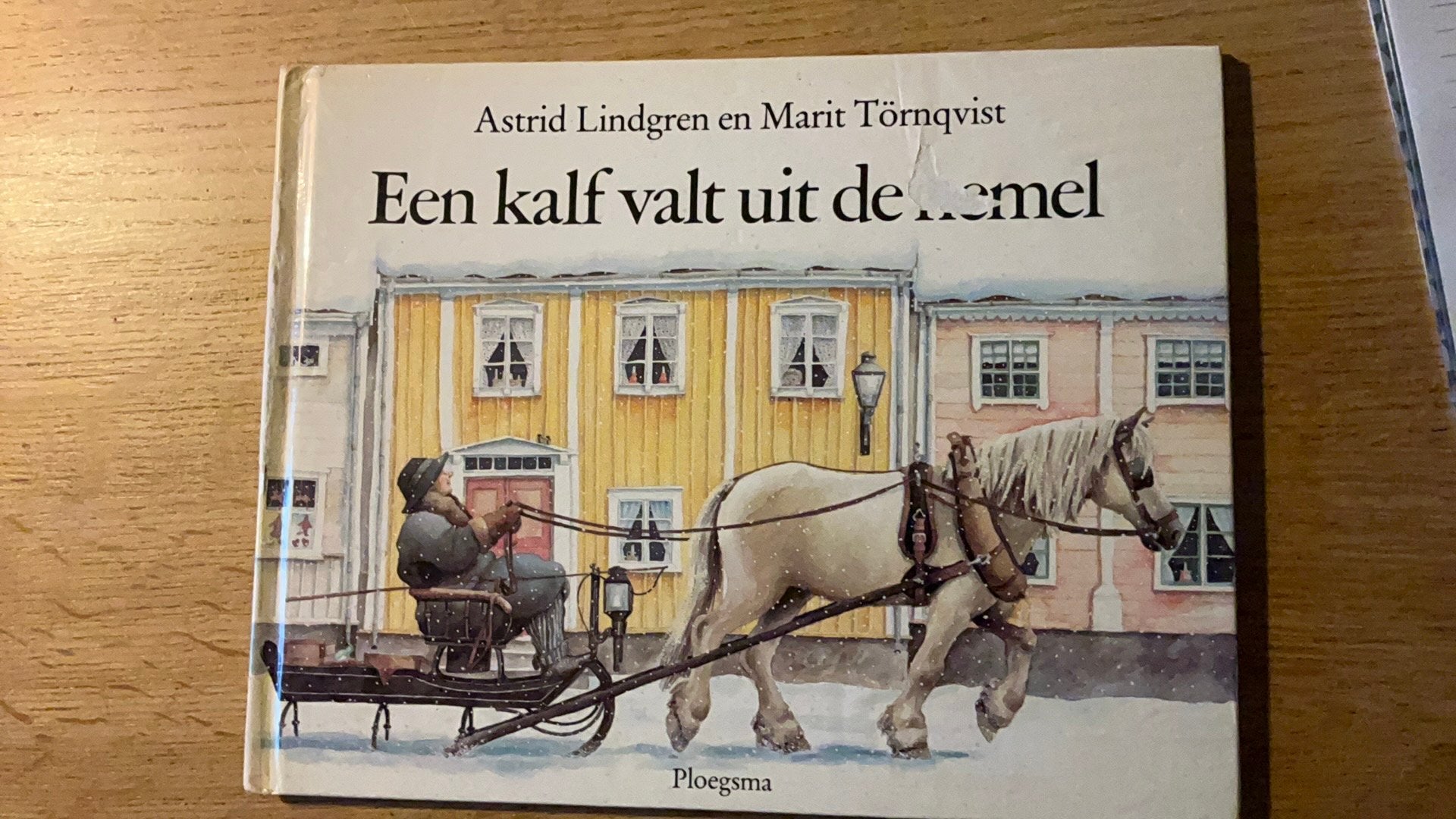 Een kalf valt uit de hemel Astrid Lindgren  Marit Törnqvist, Ophalen of Verzenden, Gelezen, Prentenboek