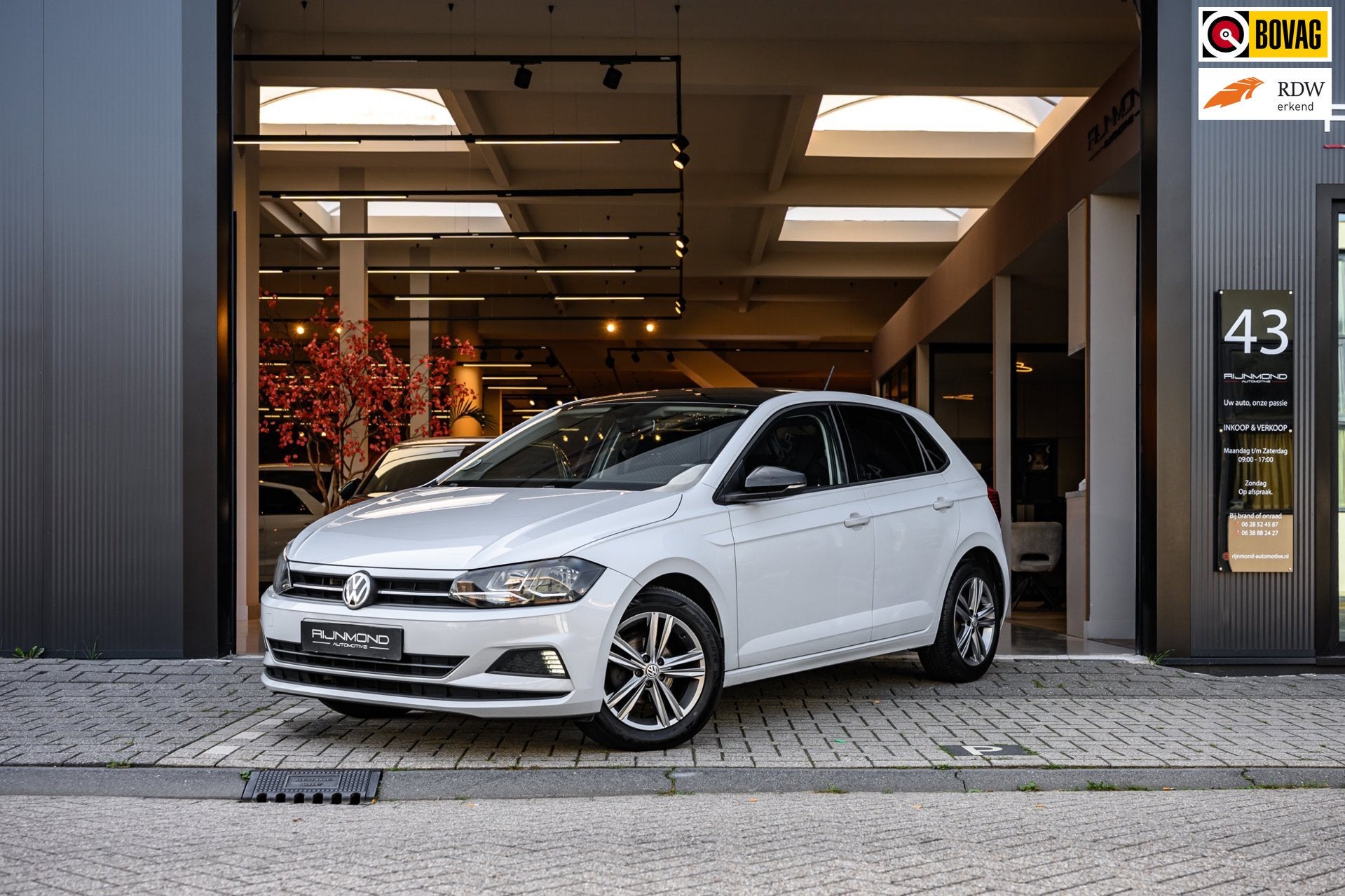 Volkswagen Polo 1.0 TSI Comfortline, Auto's, Dealer onderhouden, Stof, Gebruikt, Zwart