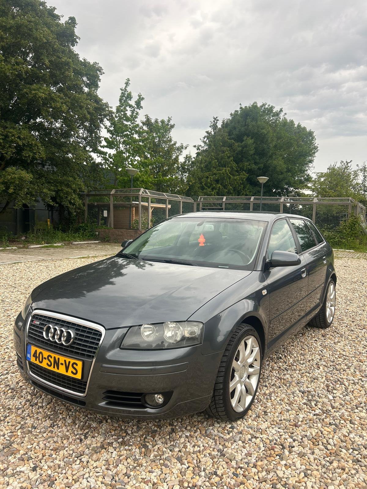 Audi A3 1.6 TFSI  Sportback S-line donker grijs nette staat, Auto's, Audi, Voorwielaandrijving, 15 km/l, 4 cilinders, Origineel Nederlands