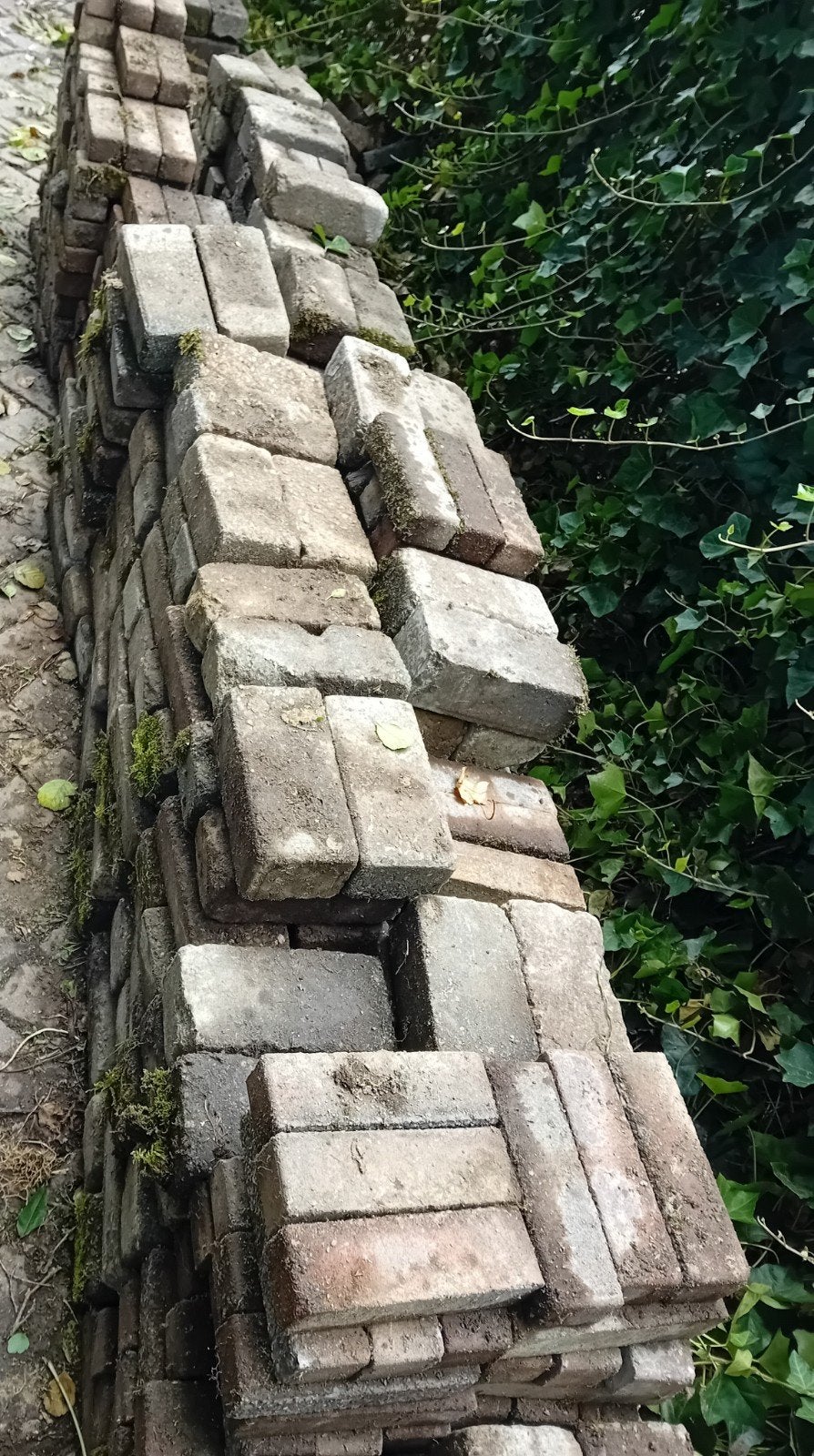 GRATIS  bestrating, Tuin en Terras, Ophalen, Gebruikt, Klinkers, 5 tot 10 m²