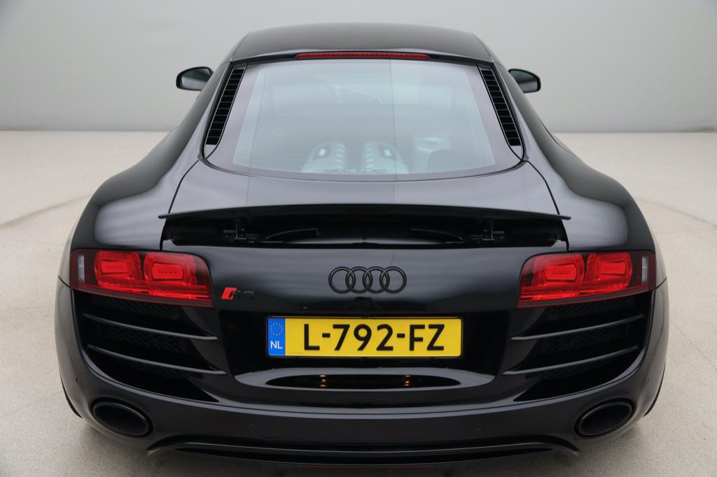 Audi R8 5.2 FSI Quattro R-tronic 2009 Zwart 84700 km, Auto's, Audi, Automaat, Zwart, 5204 cc, Zwart