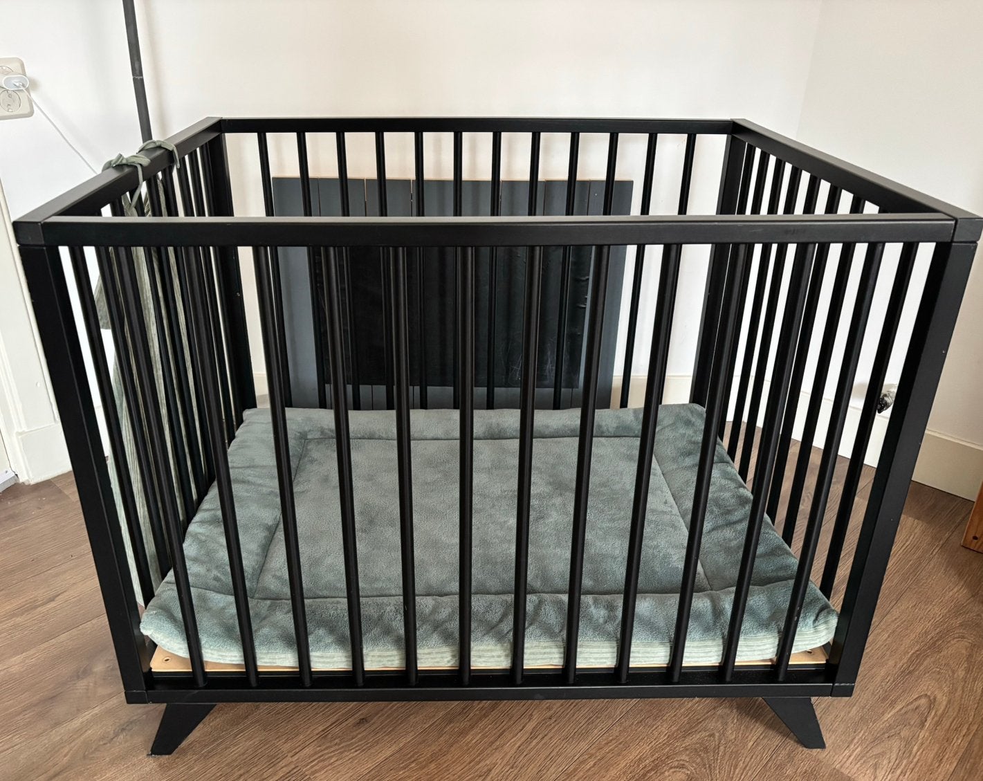 Box Bopita zwart inclusief kleed en speelgoedzak, Kinderen en Baby's, Boxen, Ophalen, Gebruikt, Boxkleed