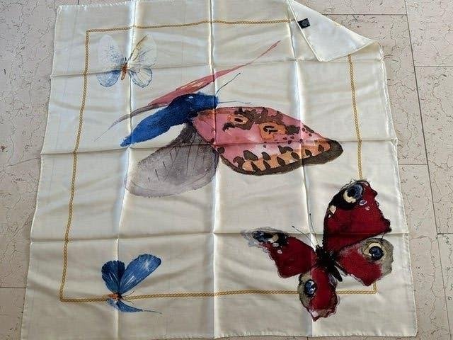 Zijden sjaal, Ophalen of Verzenden, Zo goed als nieuw, Maat 46/48 (XL) of groter, Sjaal