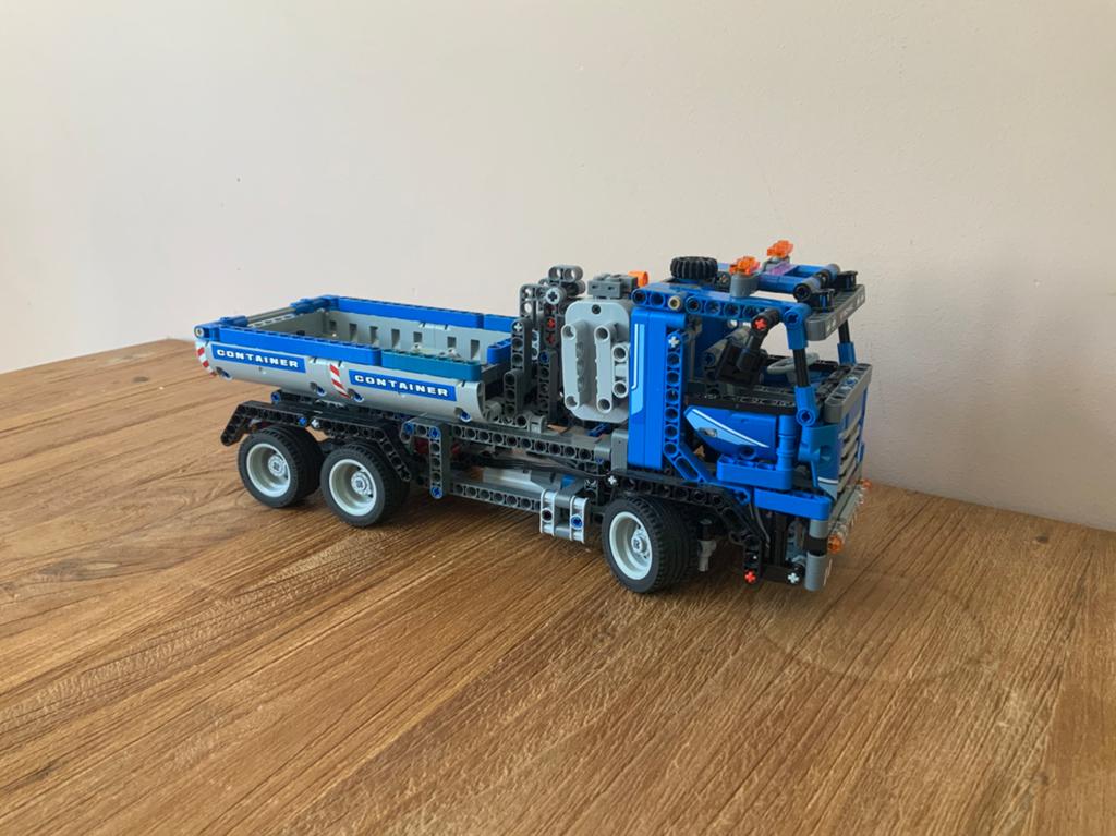 Lego technic vrachtwagen, Kinderen en Baby's, Speelgoed | Duplo en Lego, Lego, Ophalen of Verzenden, Zo goed als nieuw, Complete set