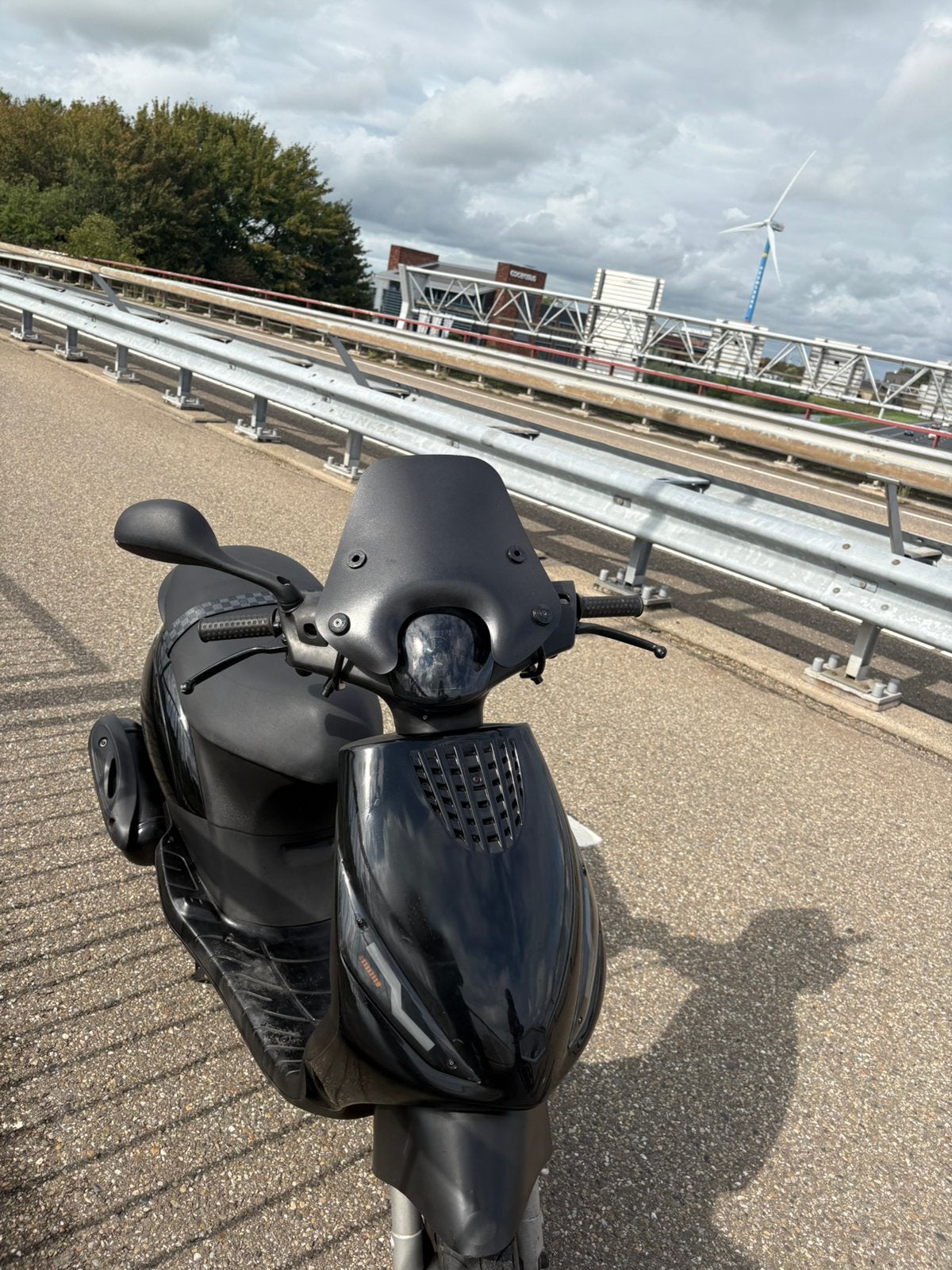 Piaggo zip 4t takt 2017, Fietsen en Brommers, Ophalen, Zo goed als nieuw, Benzine, Zip