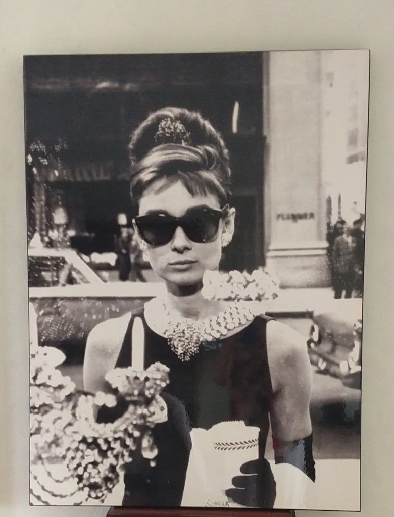 muurkunst Audrey Hepburn, Breakfast in Tiffany, volgnr 24, Ophalen of Verzenden, Glas, Figuren