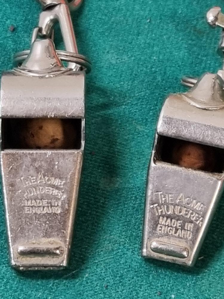 scheidsrechterfluitjes the acme engeland 2 stuks vintage, Ophalen of Verzenden, 'T Olde Gre-j, Info@toldegrej.nl, Endepoelstraat 20f Didam