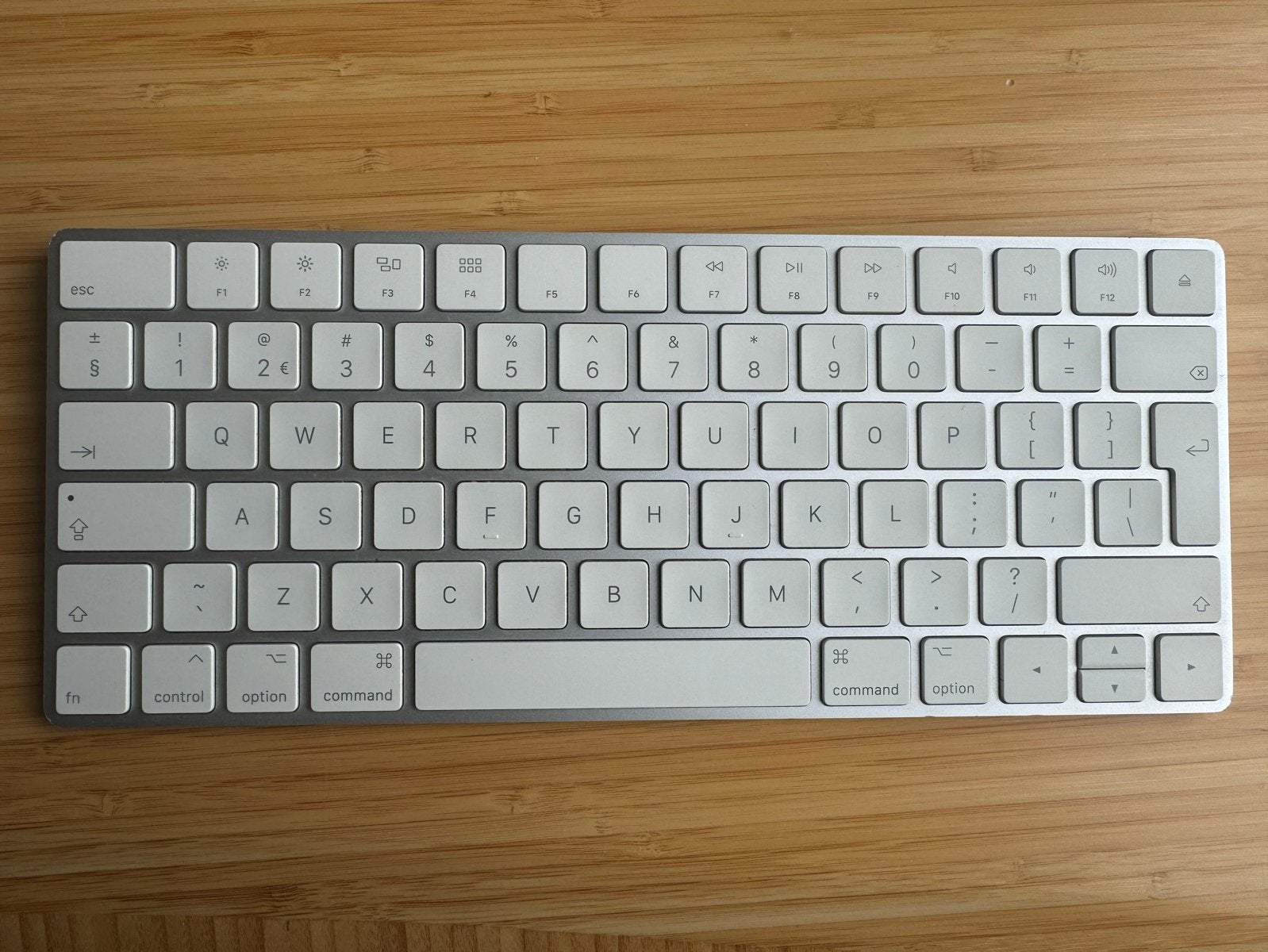 Apple Magic Keyboard - Draadloos en USB-C, Computers en Software, Toetsenborden, Ophalen of Verzenden, Zo goed als nieuw, Draadloos