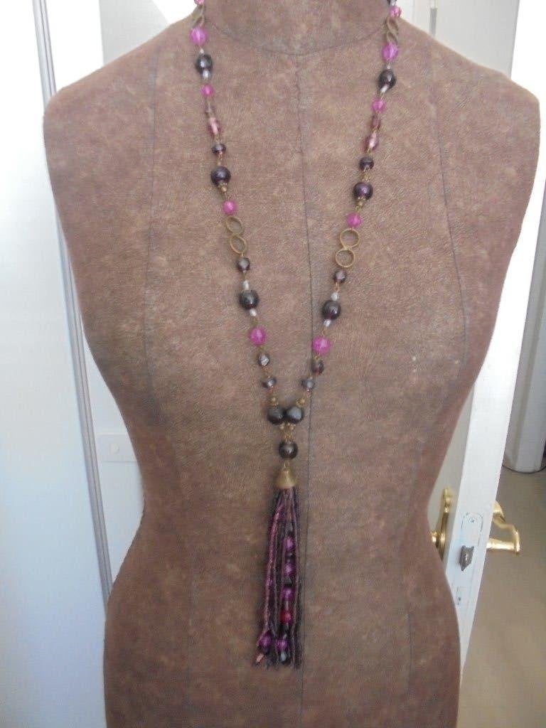 Lange ketting paars glaskralen met hanger, Paars, Ophalen of Verzenden, Zo goed als nieuw, Overige materialen