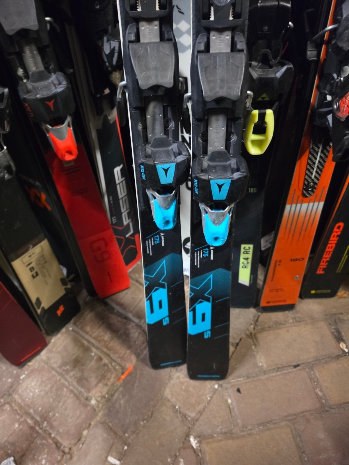 175cm ATOMIC REDSTER X9S 1200€ VOOR KENNERS, 160 tot 180 cm, Ophalen of Verzenden, Zo goed als nieuw, Carve