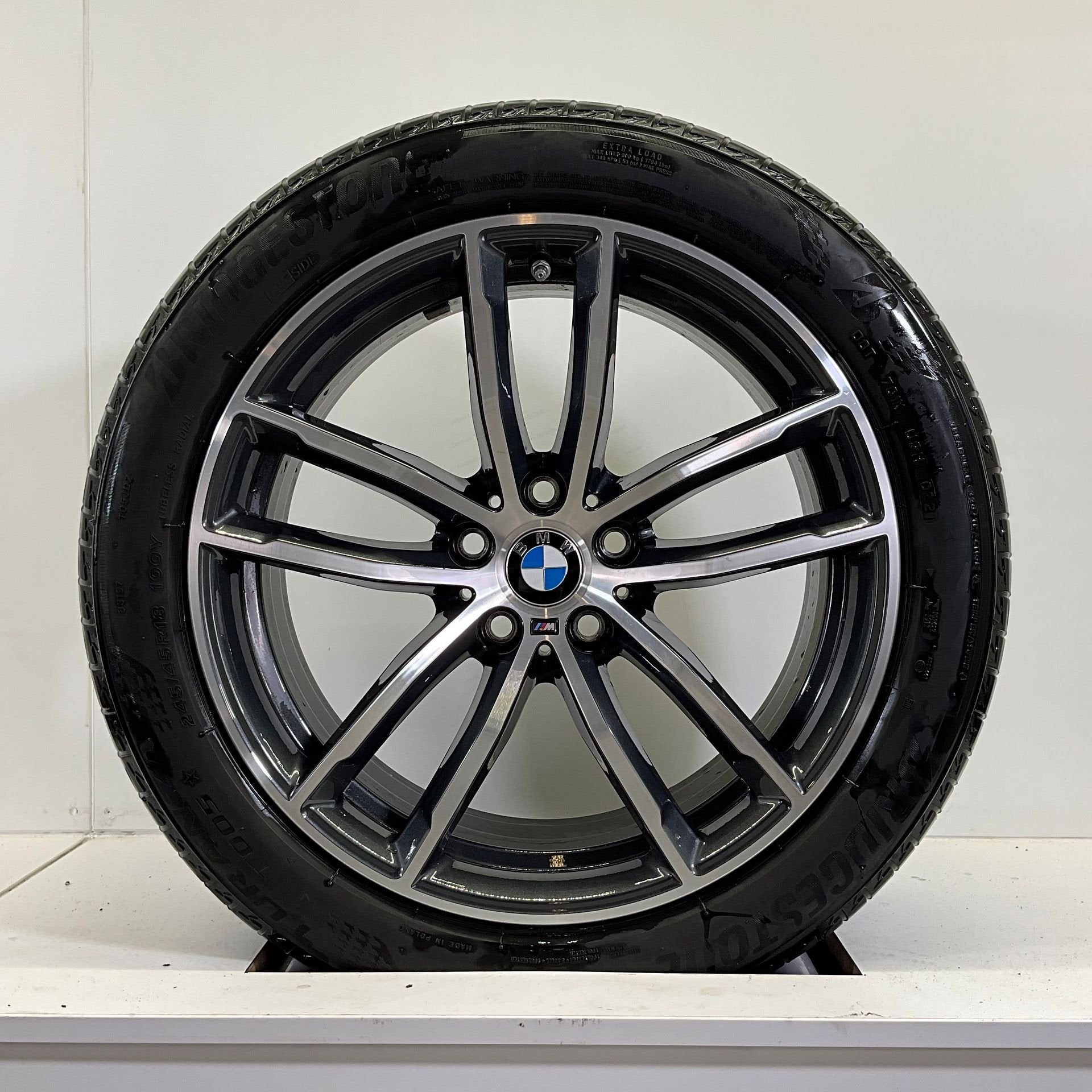 BMW 5 SERIE G30 G31 SET VELGEN + ZOMERBANDEN 18 INCH ORIG. 6, 18 inch, -, -, Banden en Velgen