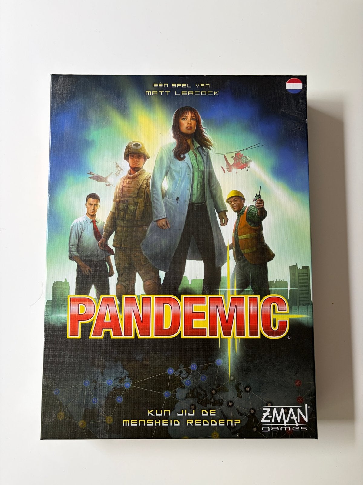 Pandemic Bordspel - Red de Mensheid van Ziekte-uitbraken, Drie of vier spelers, Ophalen, Zo goed als nieuw