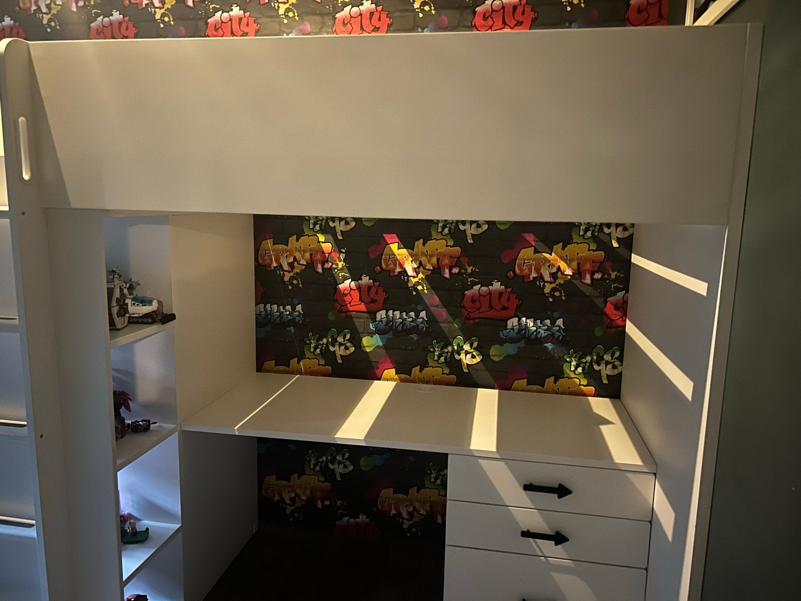 Ikea hoogslaper met bureau, kast en lades - Wit Smastad, Huis en Inrichting, Eenpersoons, Ophalen of Verzenden, Zo goed als nieuw