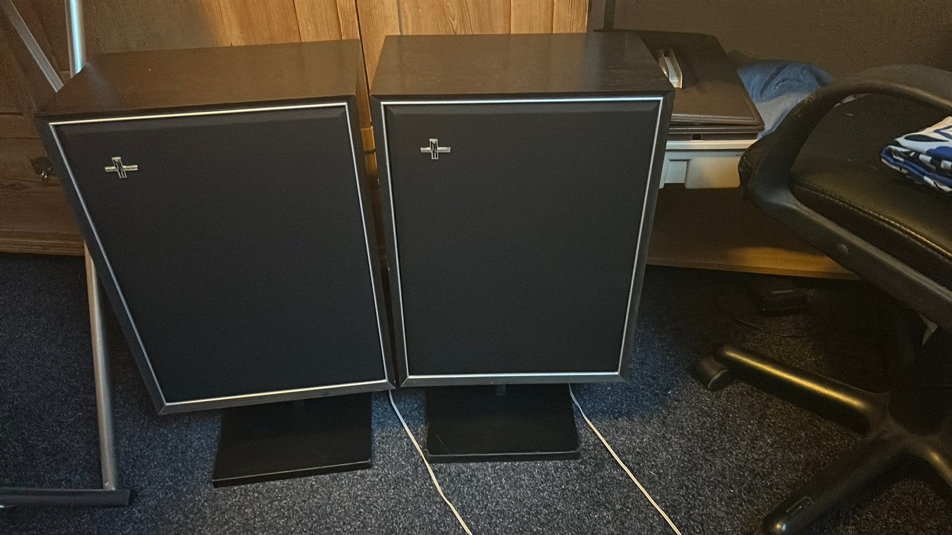 Philips 22RH456/01K boxen- frontjes nieuw speaker doek, Ophalen, Stereo speakers, Philips, Inclusief kabels
