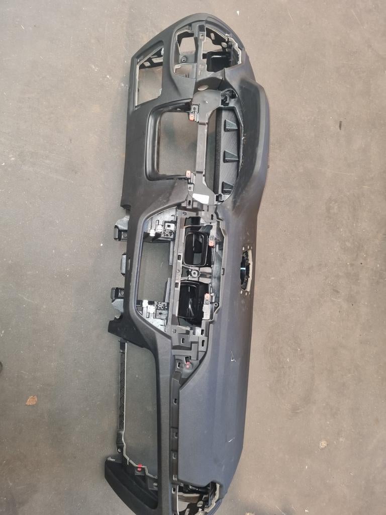 BMW X3 G01 30E dashboard beschadigd, Ophalen, BMW