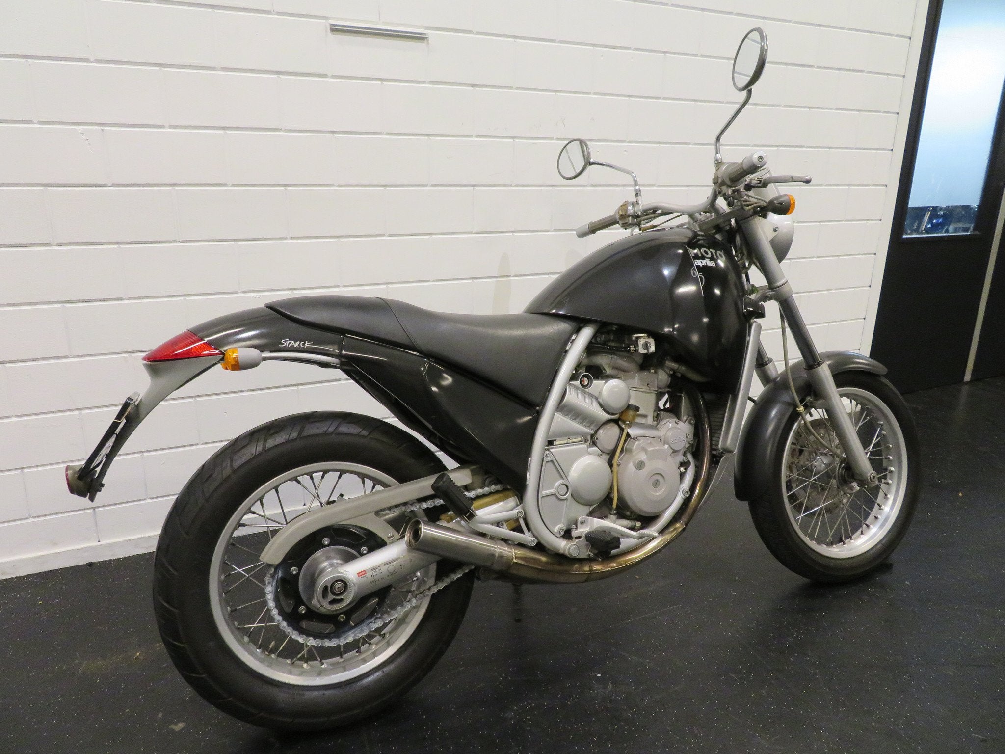 Aprilia MOTO 6.5 STARCK ZELDZAAM (bj 1995), Toermotor, Gebruikt, Bedrijf
