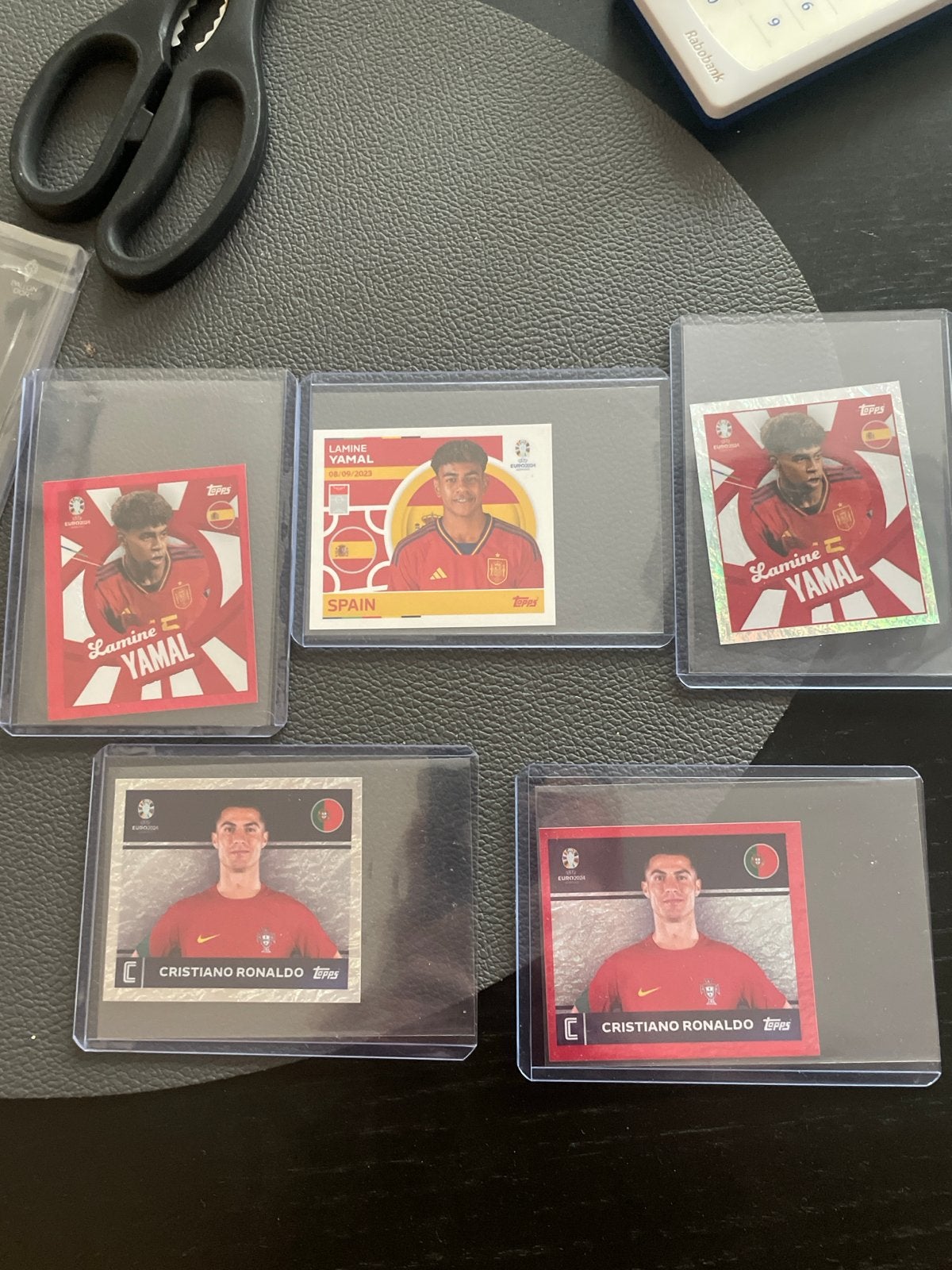 Topps Panini 2024 Lamine Yamal & Cristiano Ronaldo, Ophalen of Verzenden, Zo goed als nieuw, Buitenlandse clubs, Spelerskaart