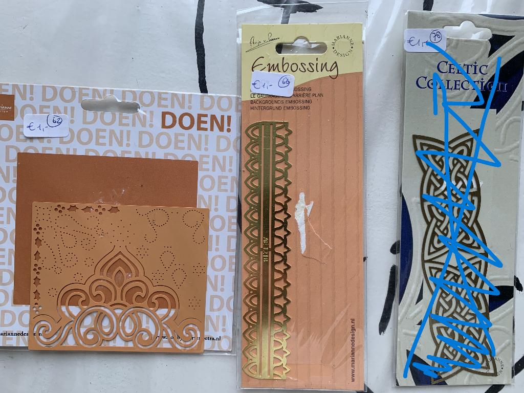 Embossing mallen 2x Victorian Style kaarten maken € 2,00, Ophalen of Verzenden, Nieuw, Fantasie, Pons of Mal
