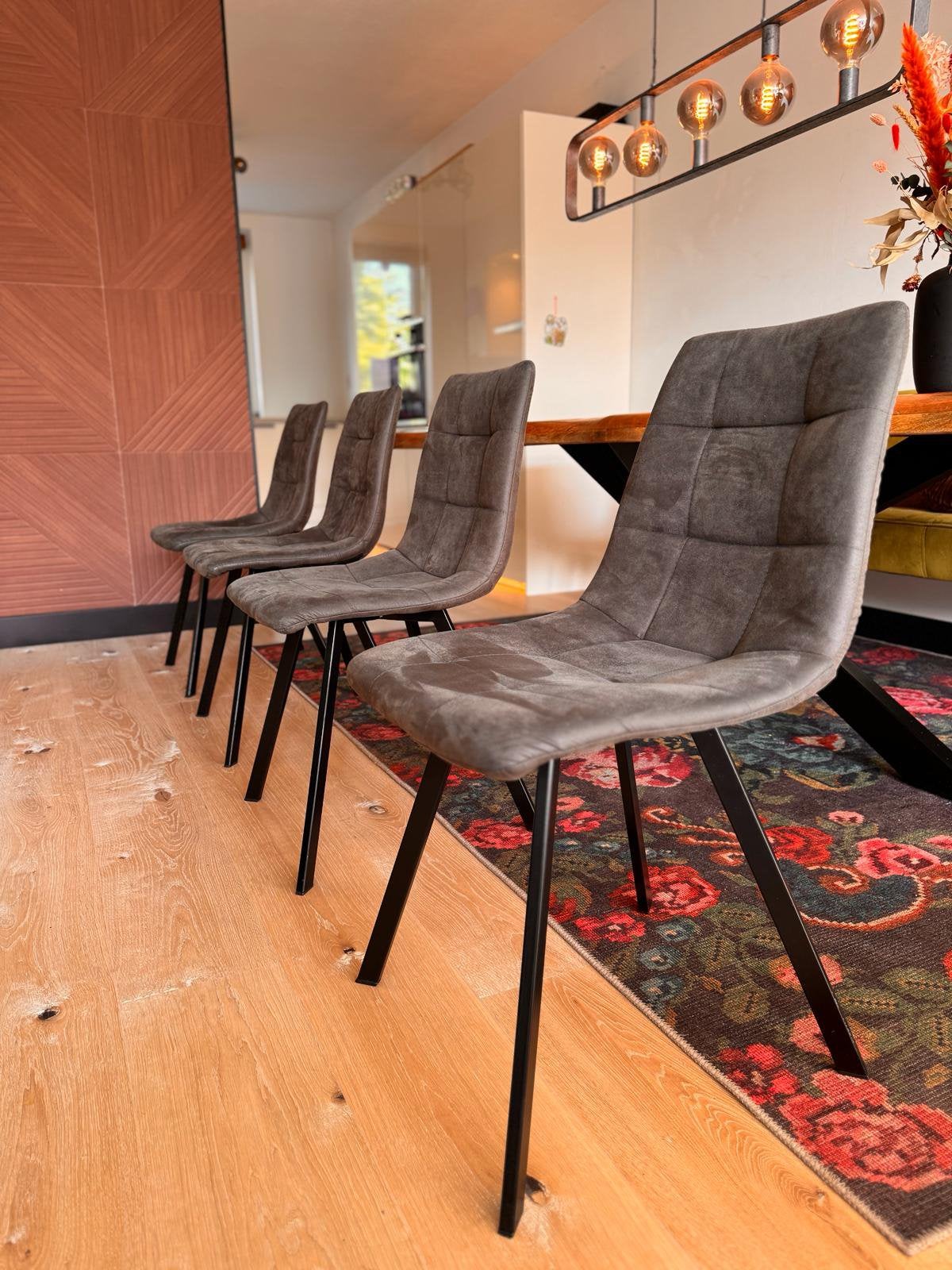 4 Label51 Jelt eetkamerstoelen, Huis en Inrichting, Stoelen, Ophalen, Bruin, Zo goed als nieuw, Vier