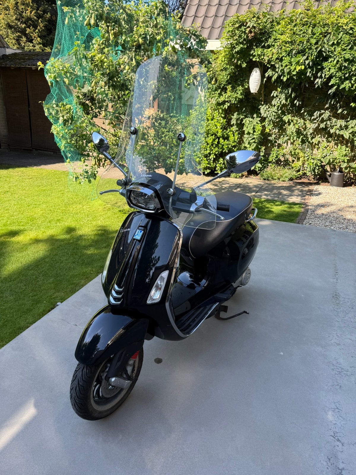 Vespa Sprint glans zwart, Ophalen, Vespa S, Zo goed als nieuw, Benzine