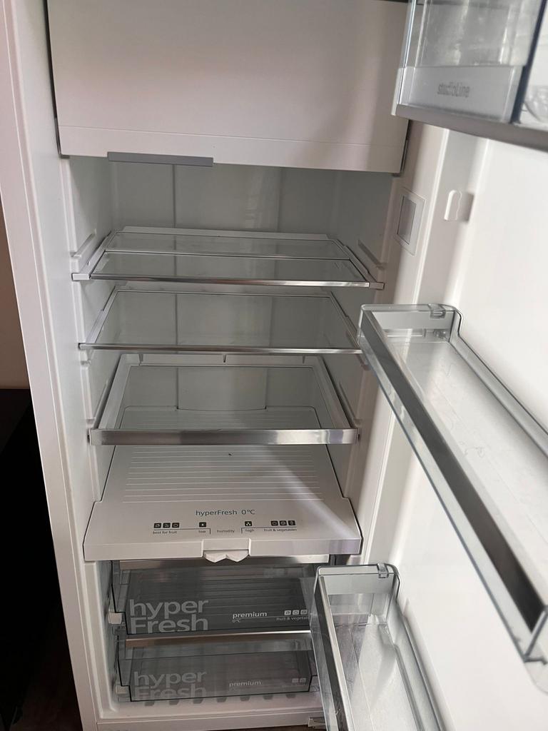 Siemens Inbouw Koelkast met Vriesvak - 139x55x53 cm, Ophalen, 120 tot 140 cm, Zo goed als nieuw, 45 tot 60 cm