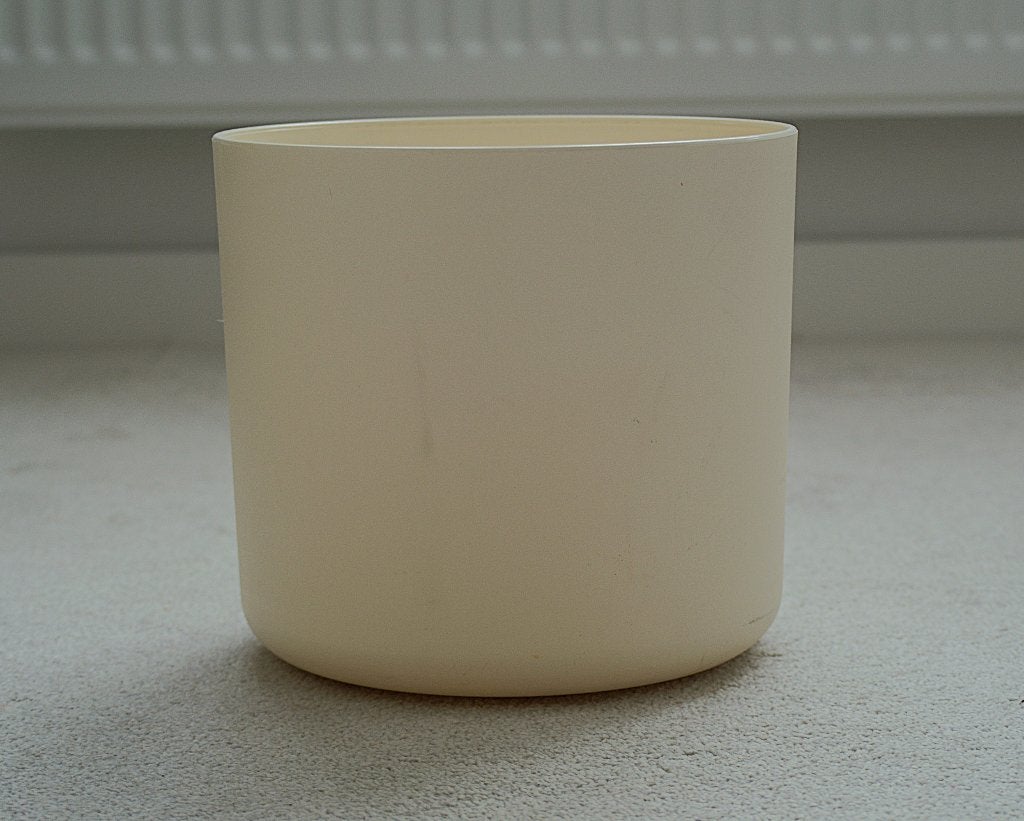 Hard plastic bloempot, Tuin en Terras, Bloempotten, Kunststof, Gebruikt, Rond, Ophalen of Verzenden