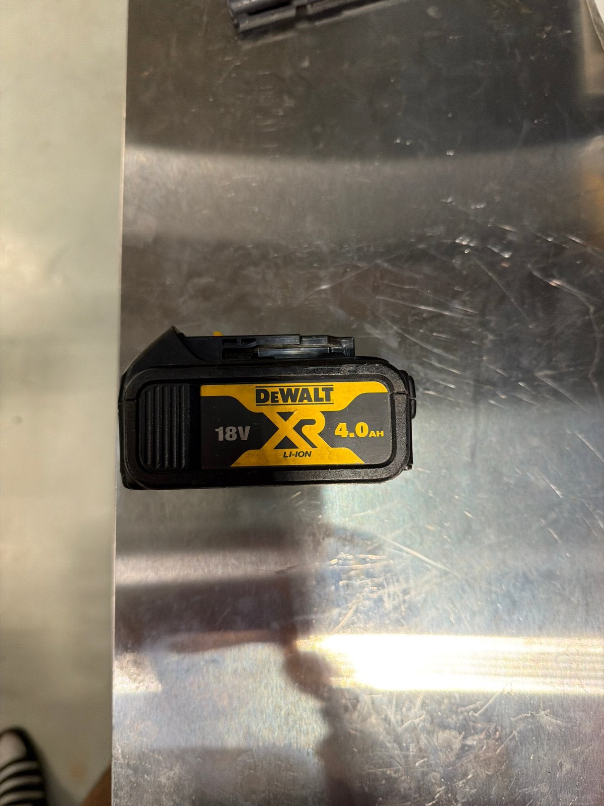 DeWalt XR 18V 4.0Ah Li-Ion Accu, Ophalen of Verzenden, Gebruikt