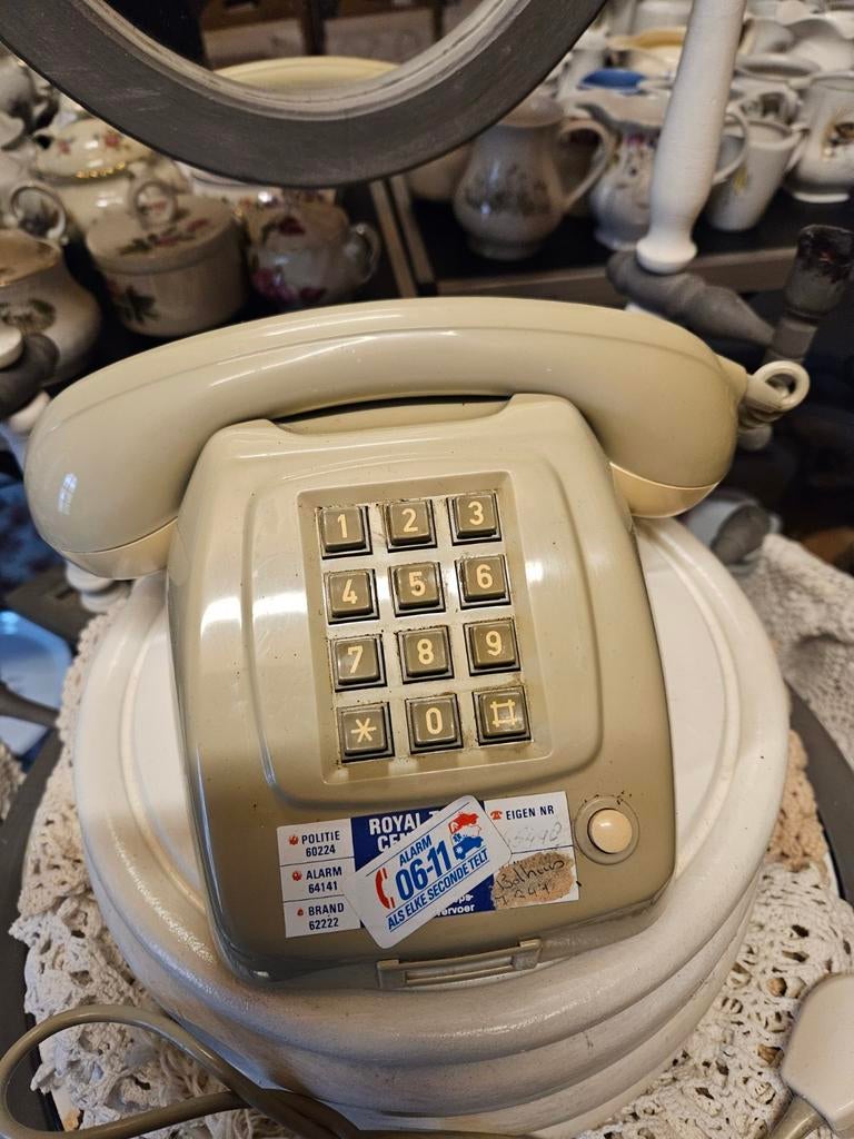PTT telefoon met druktoetsen de T65 TDK augustus 1977, Ophalen of Verzenden