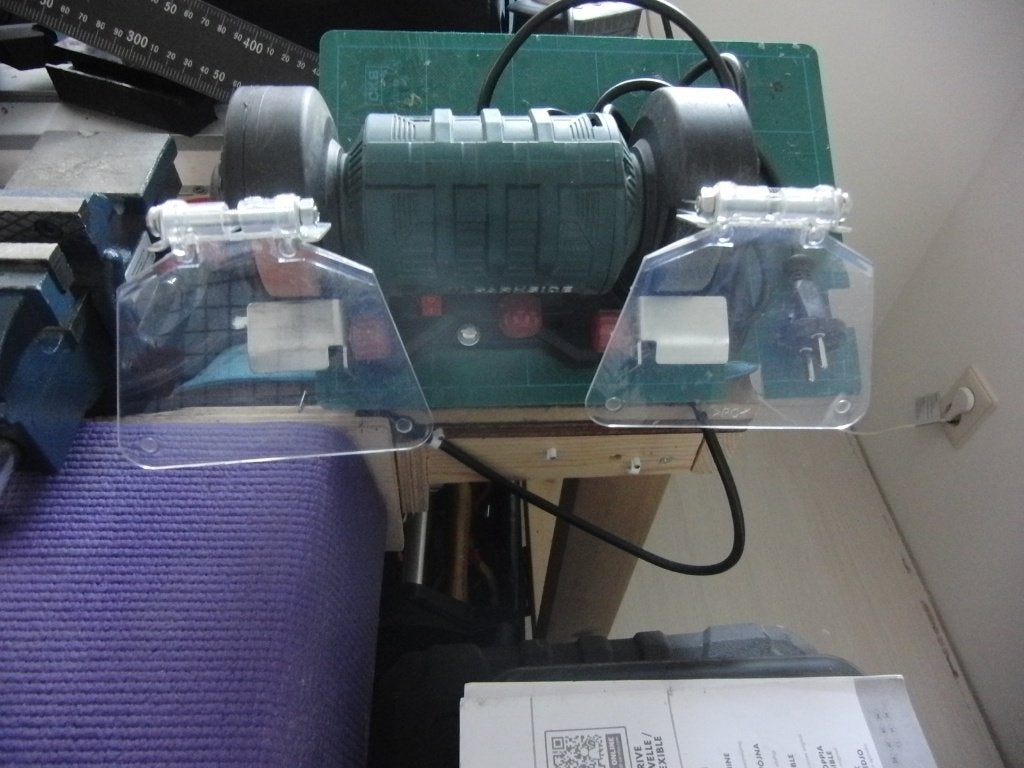 elektrisch gereedschap, Ophalen of Verzenden, Gebruikt, Minder dan 700 watt, Werkbankslijpmachine
