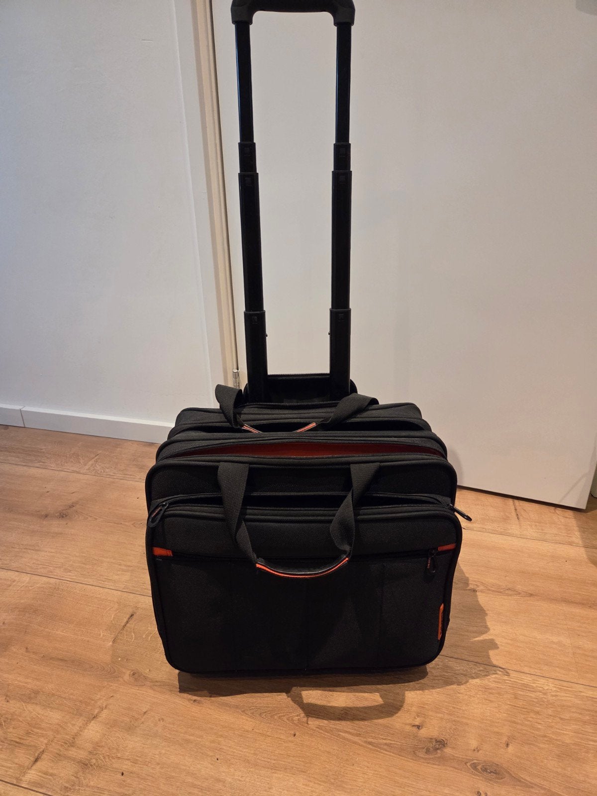 trolley voor werk, Computers en Software, Meerdere vakken, Trolleytas, 17 inch of meer, Ophalen of Verzenden